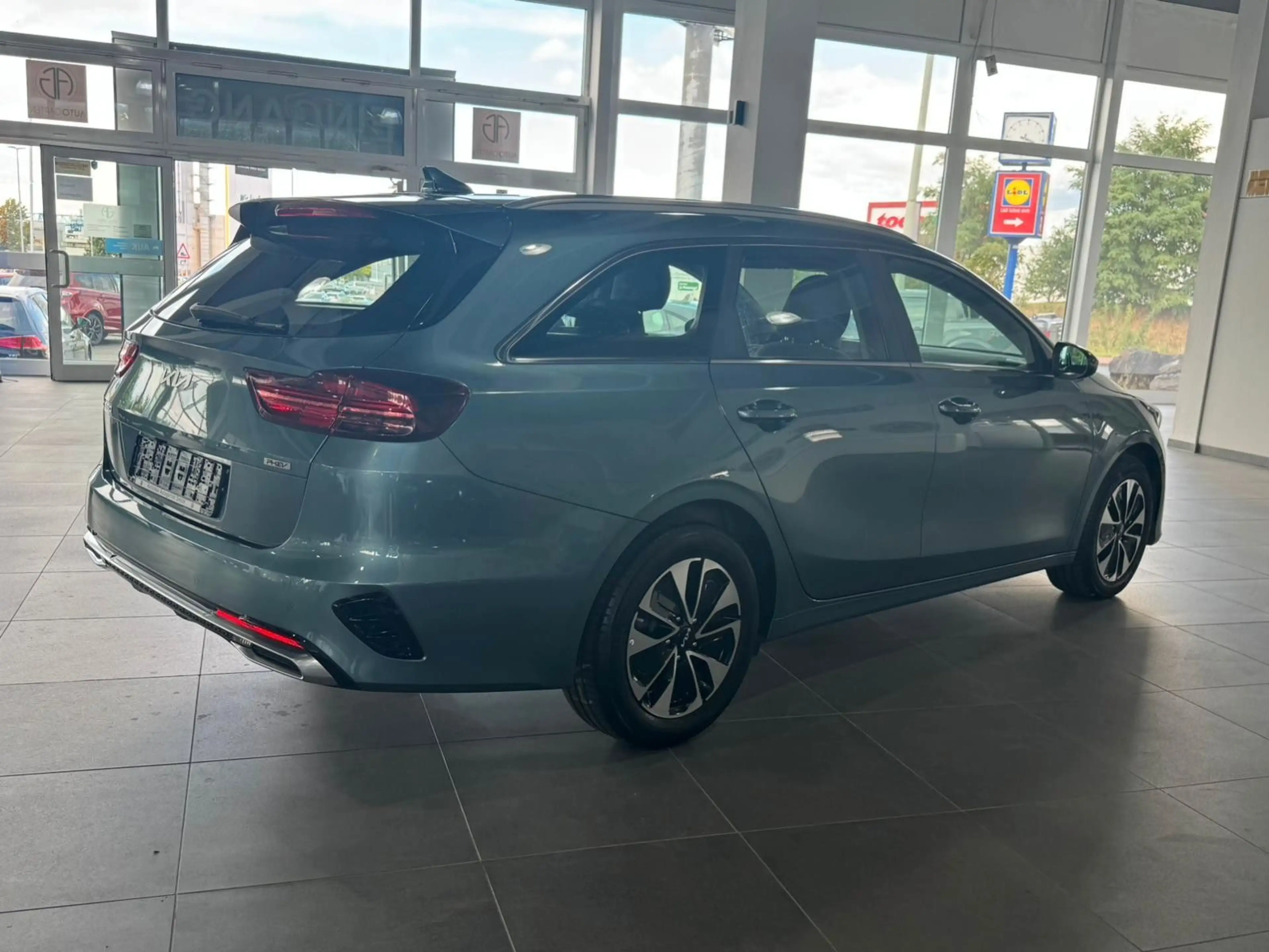 Kia Ceed SW / cee'd SW 1.HAND*NAVI*KAMERA*LED* — photo 5