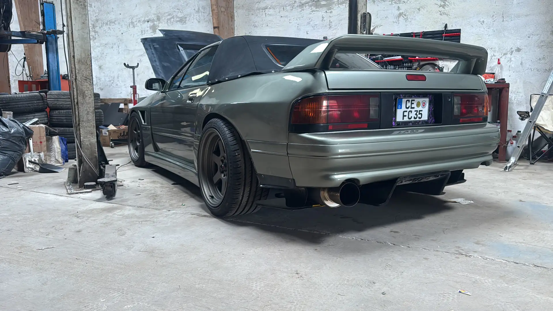 Mazda RX-7 Turbo 2 Final Edition JW0 lackiert widebody Tüv - 1