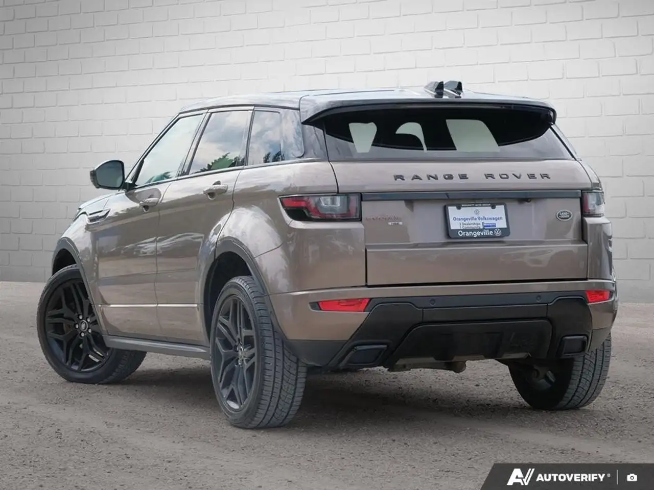 Land Rover Range Rover Evoque снимка Land Rover Range Rover Evoque