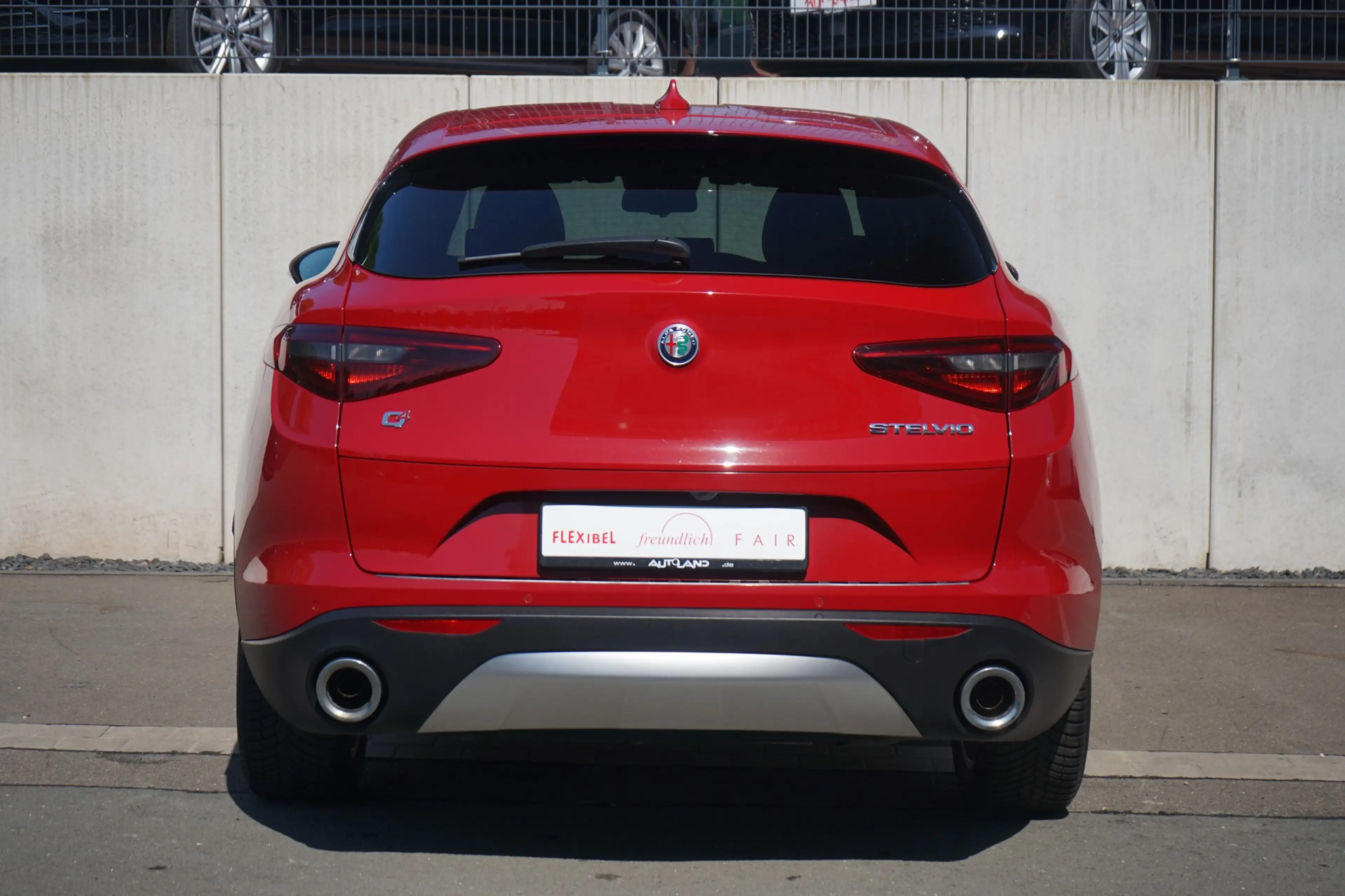 Alfa Romeo Stelvio 2.0 B-Tech Q4 Klimaaut. Sitzheizung Navi — photo 4