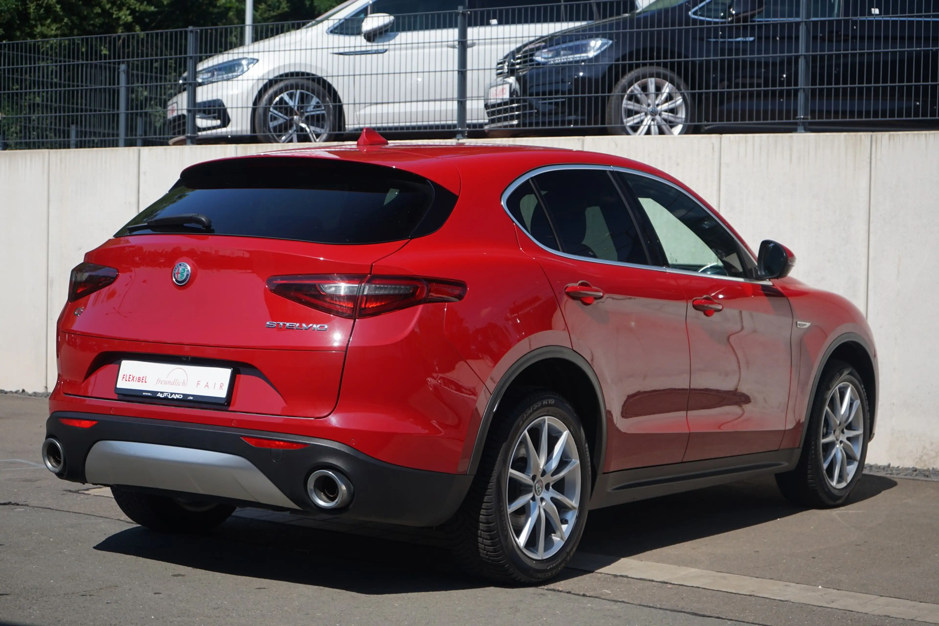 Alfa Romeo Stelvio 2.0 B-Tech Q4 Klimaaut. Sitzheizung Navi — photo 5