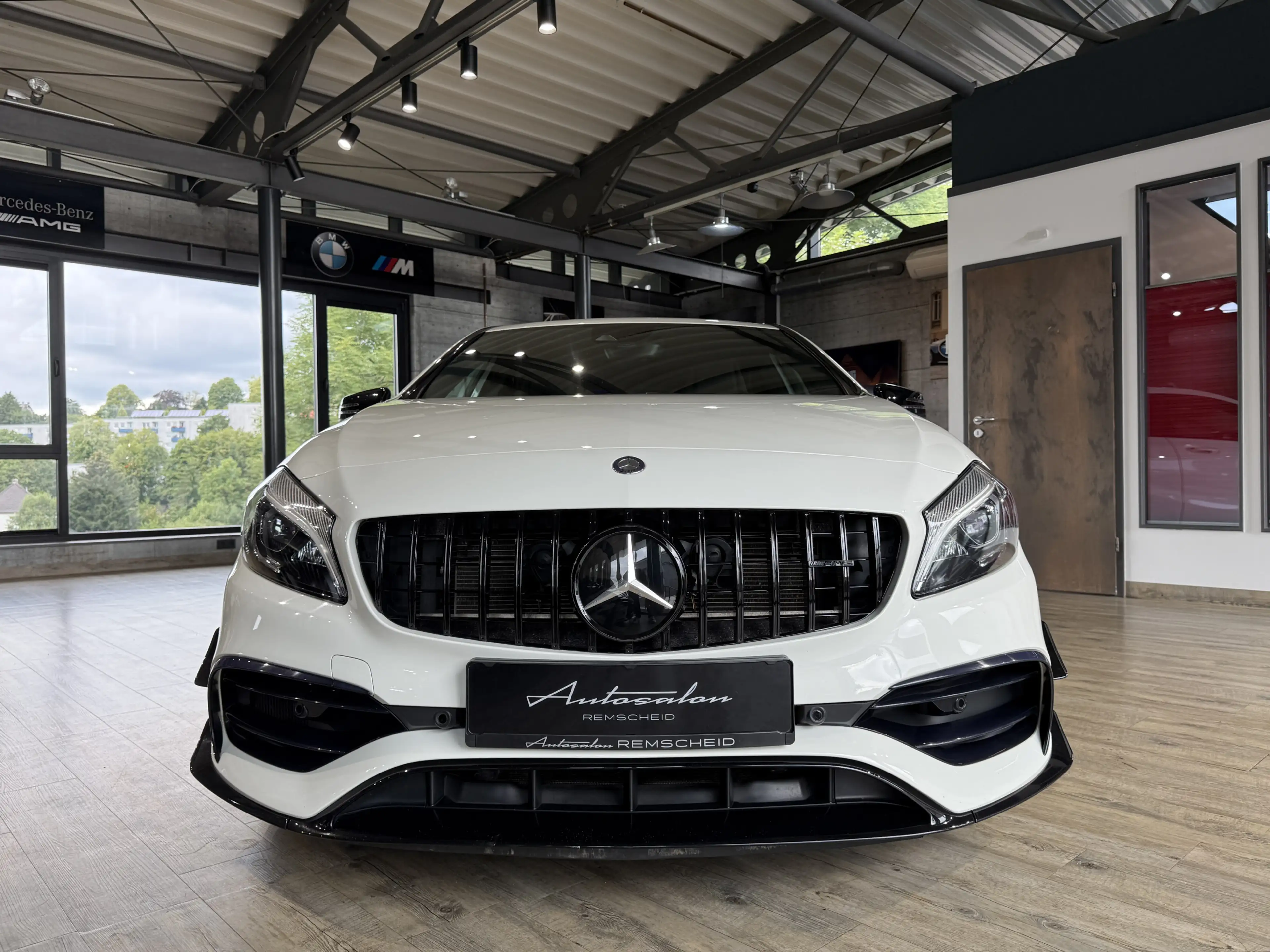 Mercedes-Benz A 45 AMG 4Matic Aero Paket*SCHALE*PERF.ABGAS*KAM — photo 9