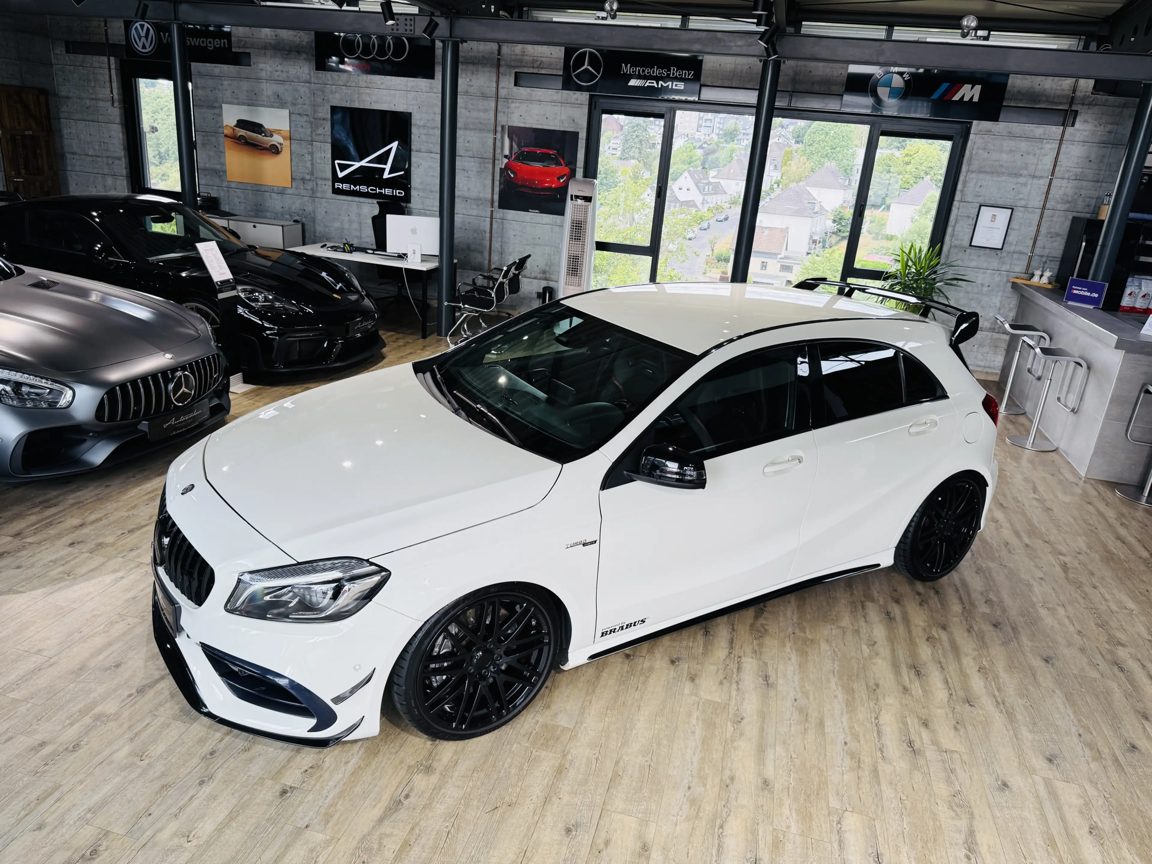 Mercedes-Benz A 45 AMG 4Matic Aero Paket*SCHALE*PERF.ABGAS*KAM — photo 2