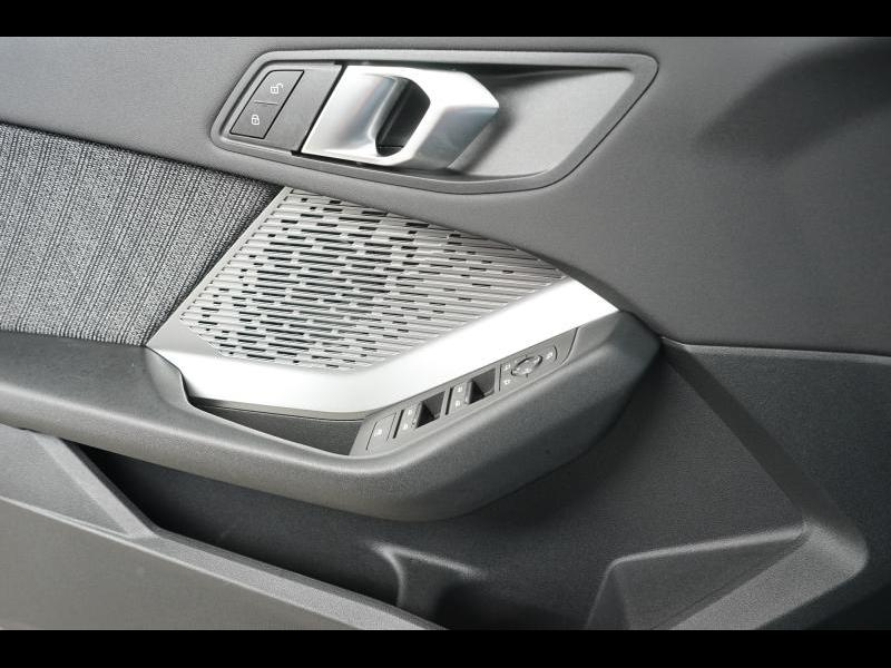 BMW 120 AUTOMAAT - NAVI - LED — photo 14