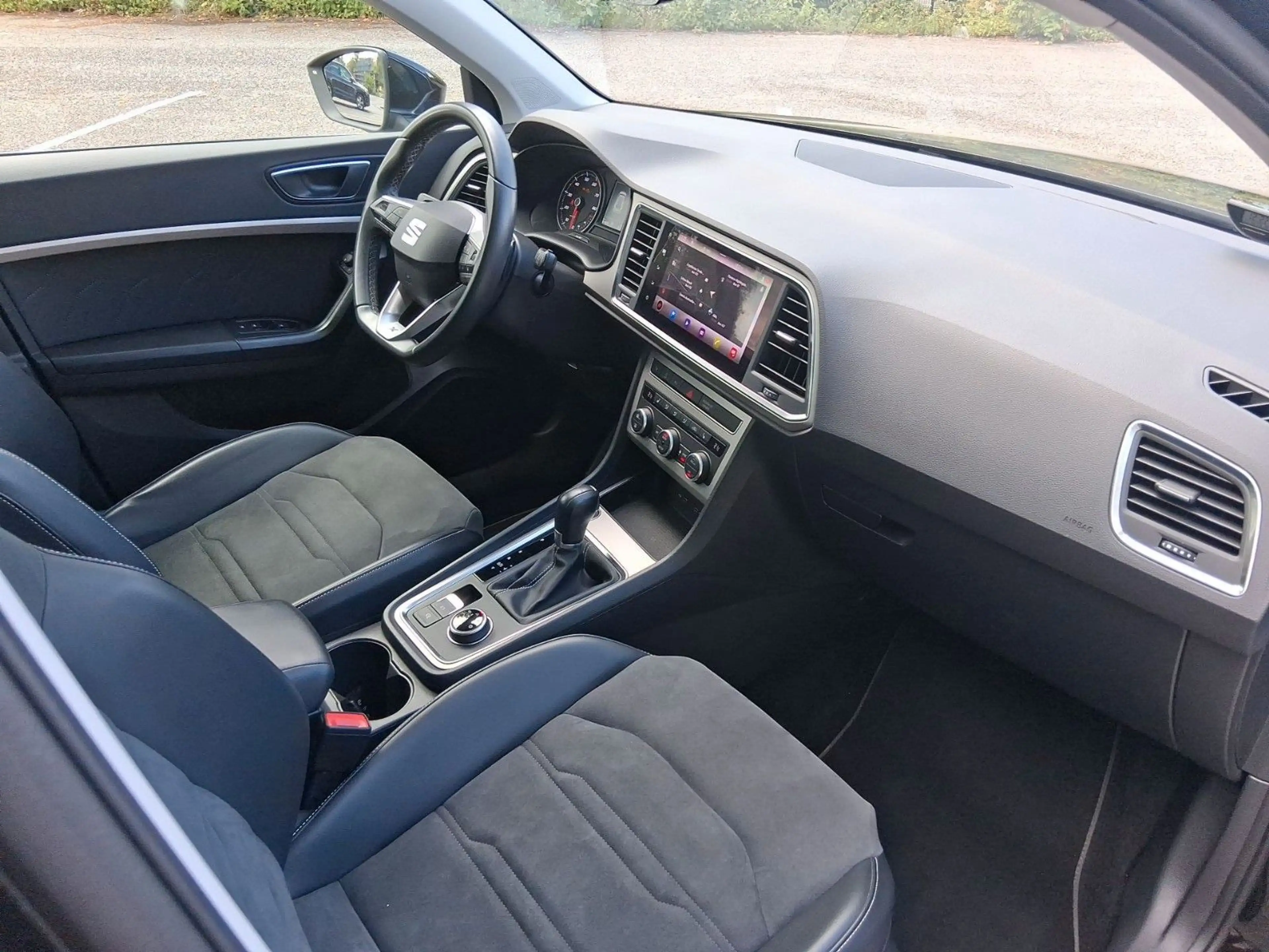 SEAT Ateca Xperience Autom./Navi/LED/FSE/LHZ/4Season — photo 12