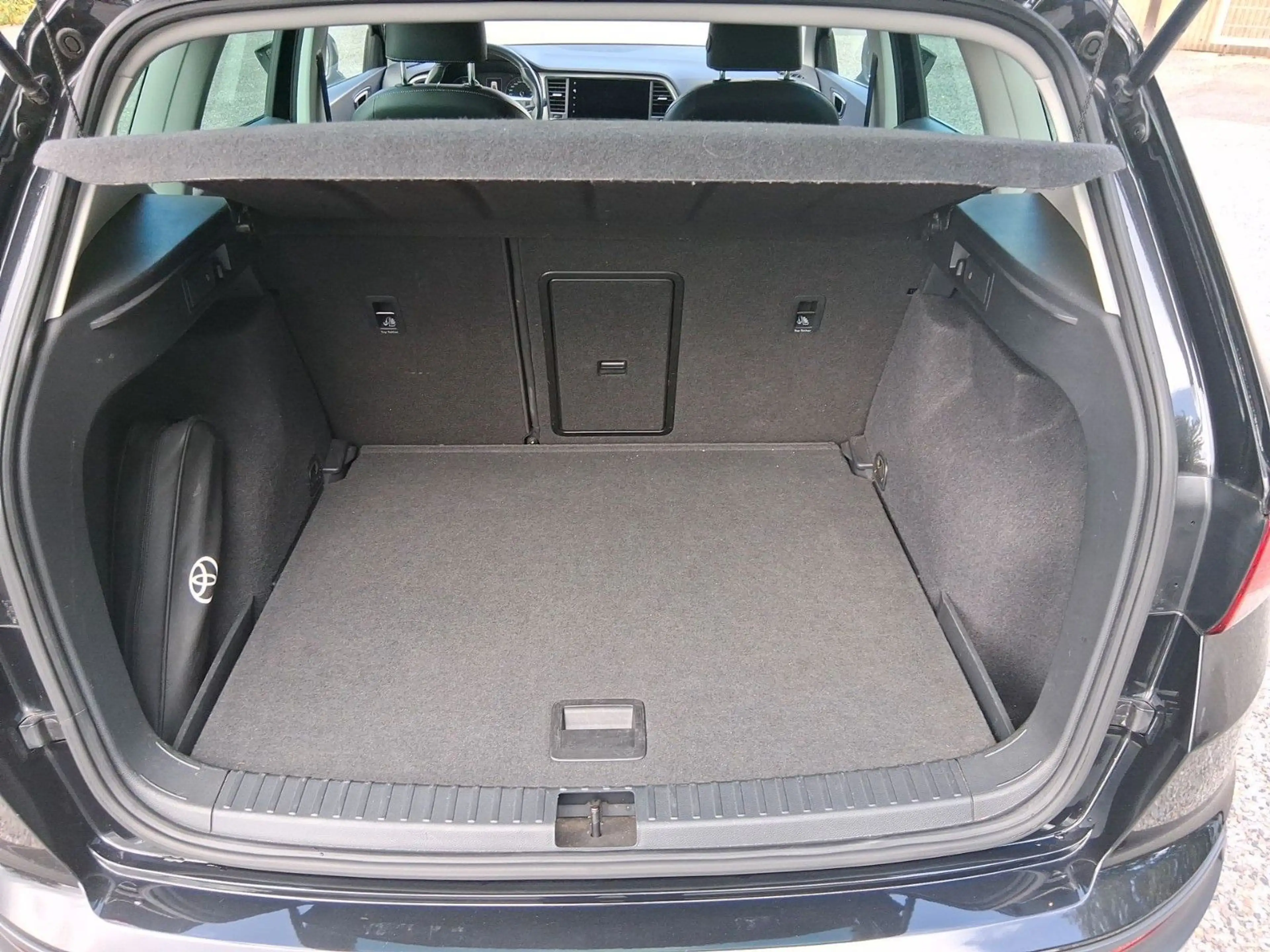 SEAT Ateca Xperience Autom./Navi/LED/FSE/LHZ/4Season — photo 6
