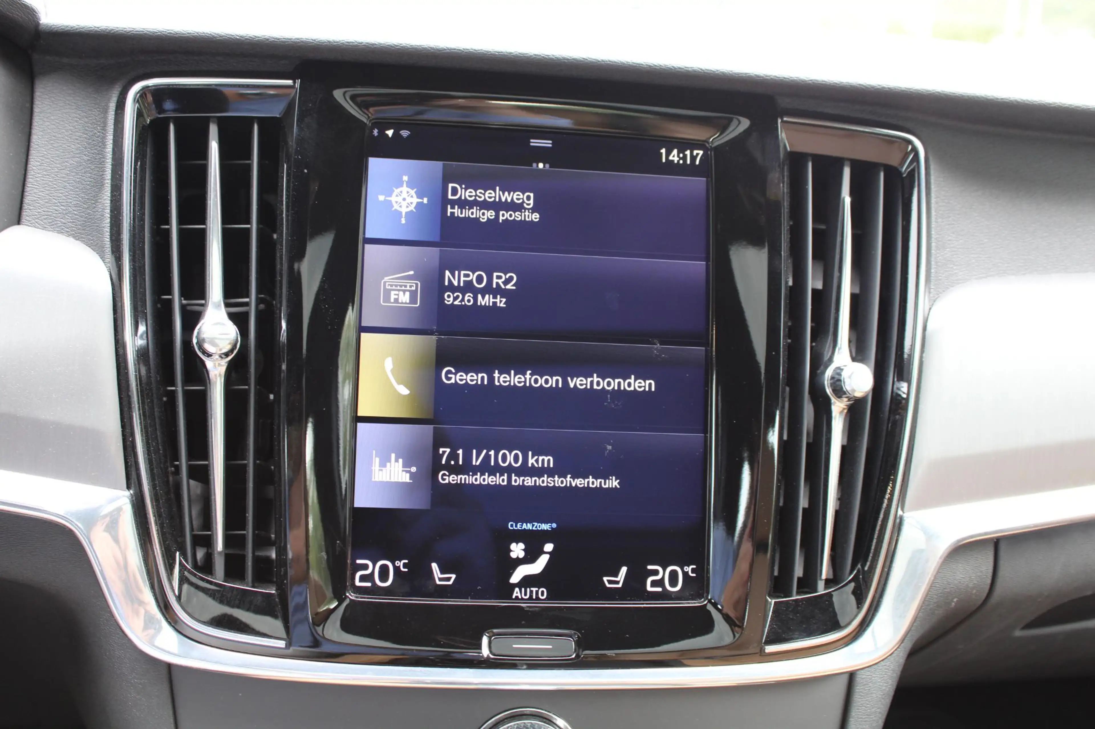 Volvo V90 2.0 T5 Momentum | Head-Up display | Panoramadak | — photo 12
