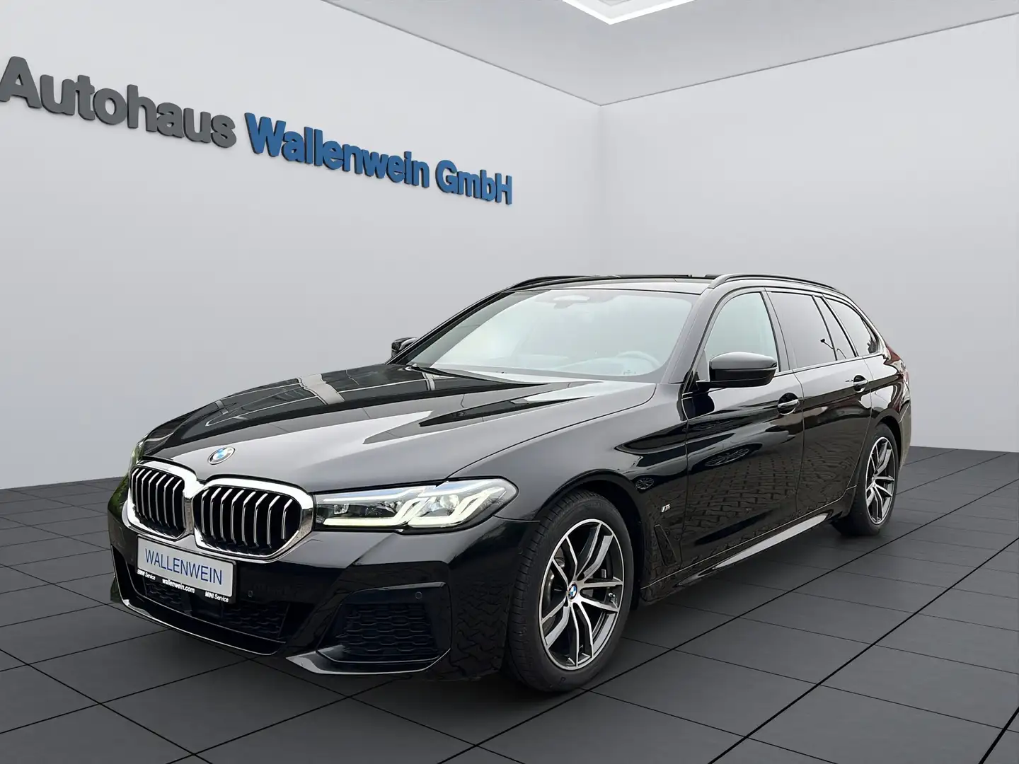 BMW 520 d Touring Aut. M Sport, DrivAssPro, Laser, el. AHK Schwarz - 1