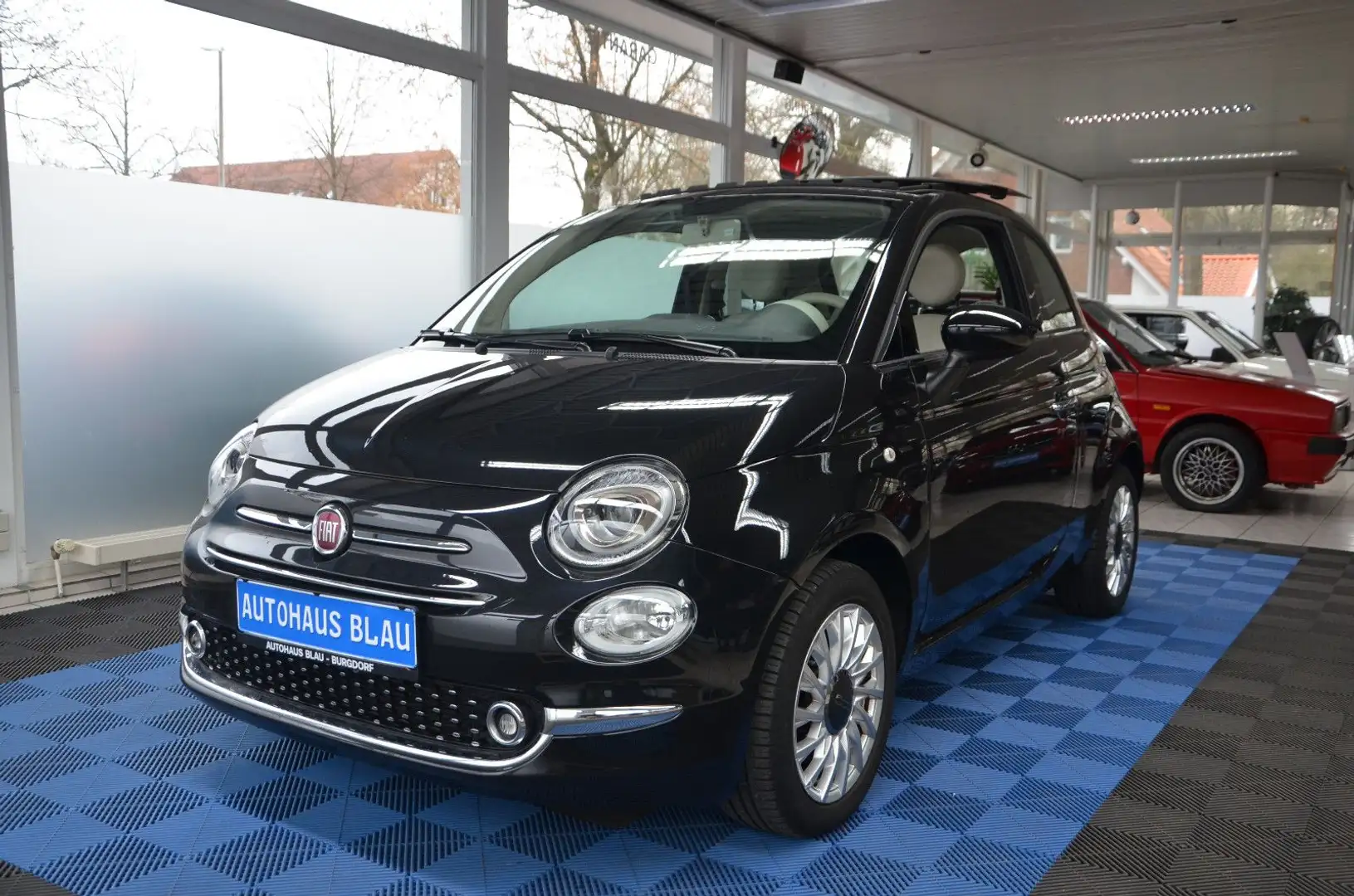 Fiat 500 *PANORAMAGLASDACH*ERST 18TKM!*PDC* Schwarz - 1