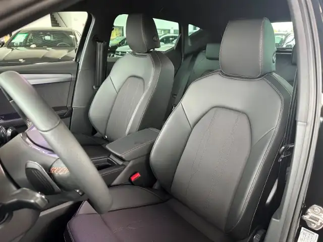 Cupra Leon view 11