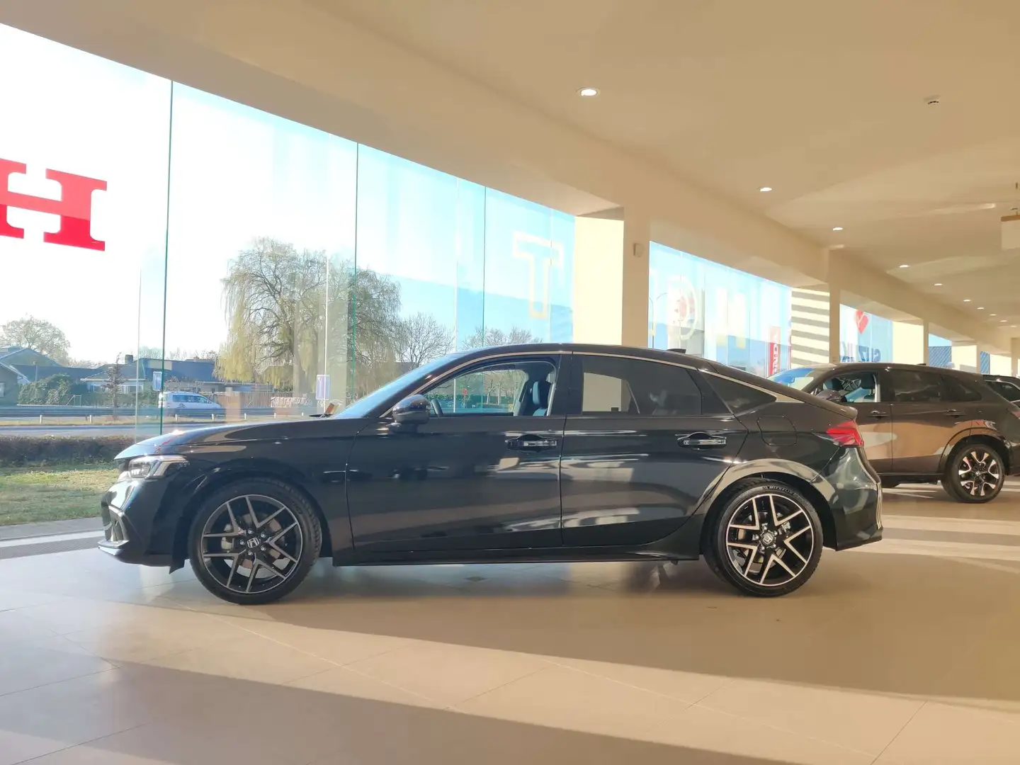 Honda Civic 2.0 Hybrid eCVT Advance / NIEUWE WAGEN Noir - 2