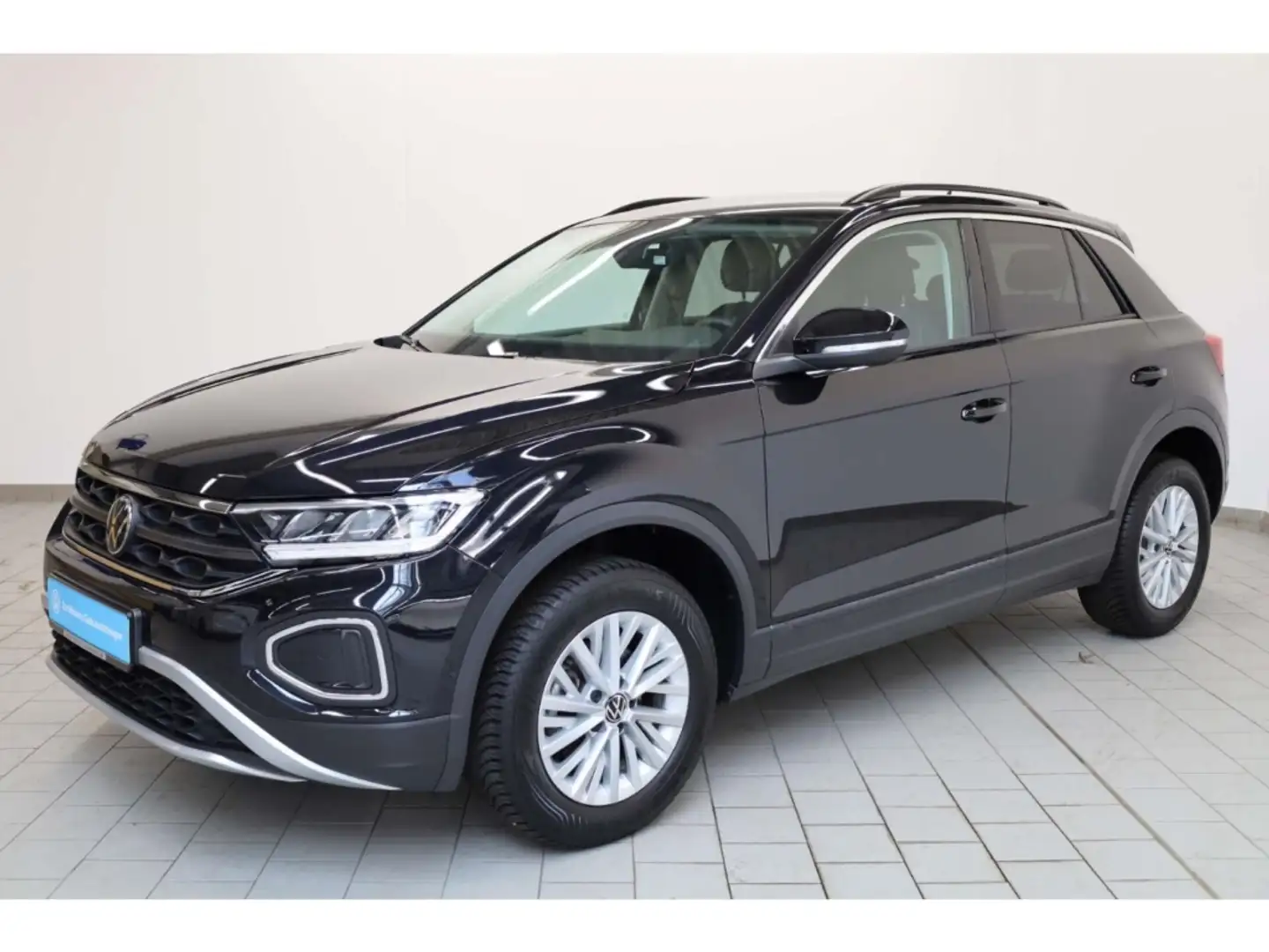 Volkswagen T-Roc 1.0 TSI Life 6-Gg. NAV/LED/Klima/SH/DAB+ Zwart - 2