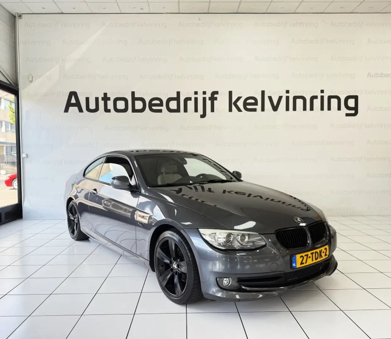 BMW 320 3-serie Coupé 320i Corp.L. M Pakket Automaat Bovag Gris - 2