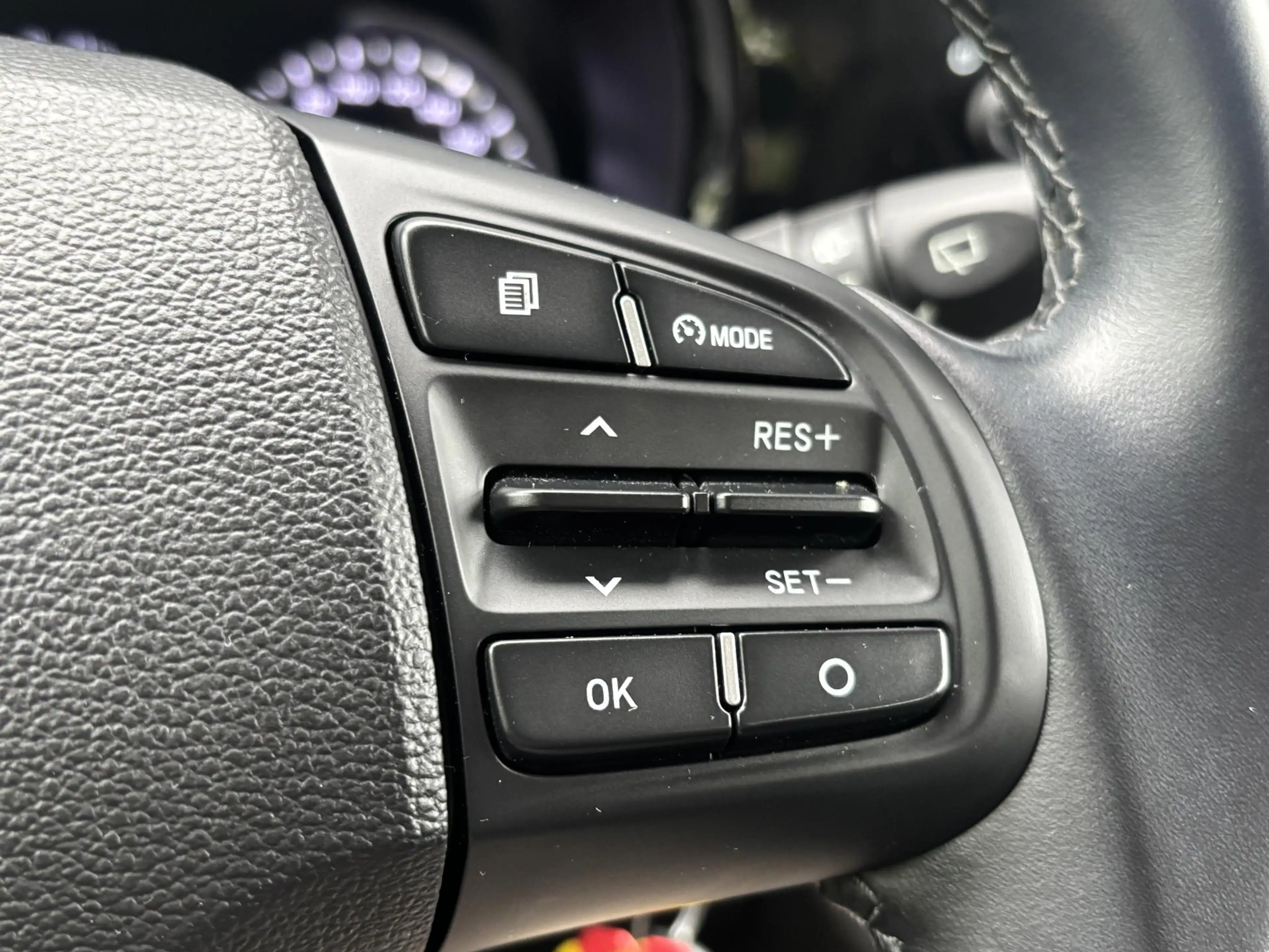 Hyundai i10 1.0 Comfort Smart / Dealer onderhouden / Navigatie — photo 10