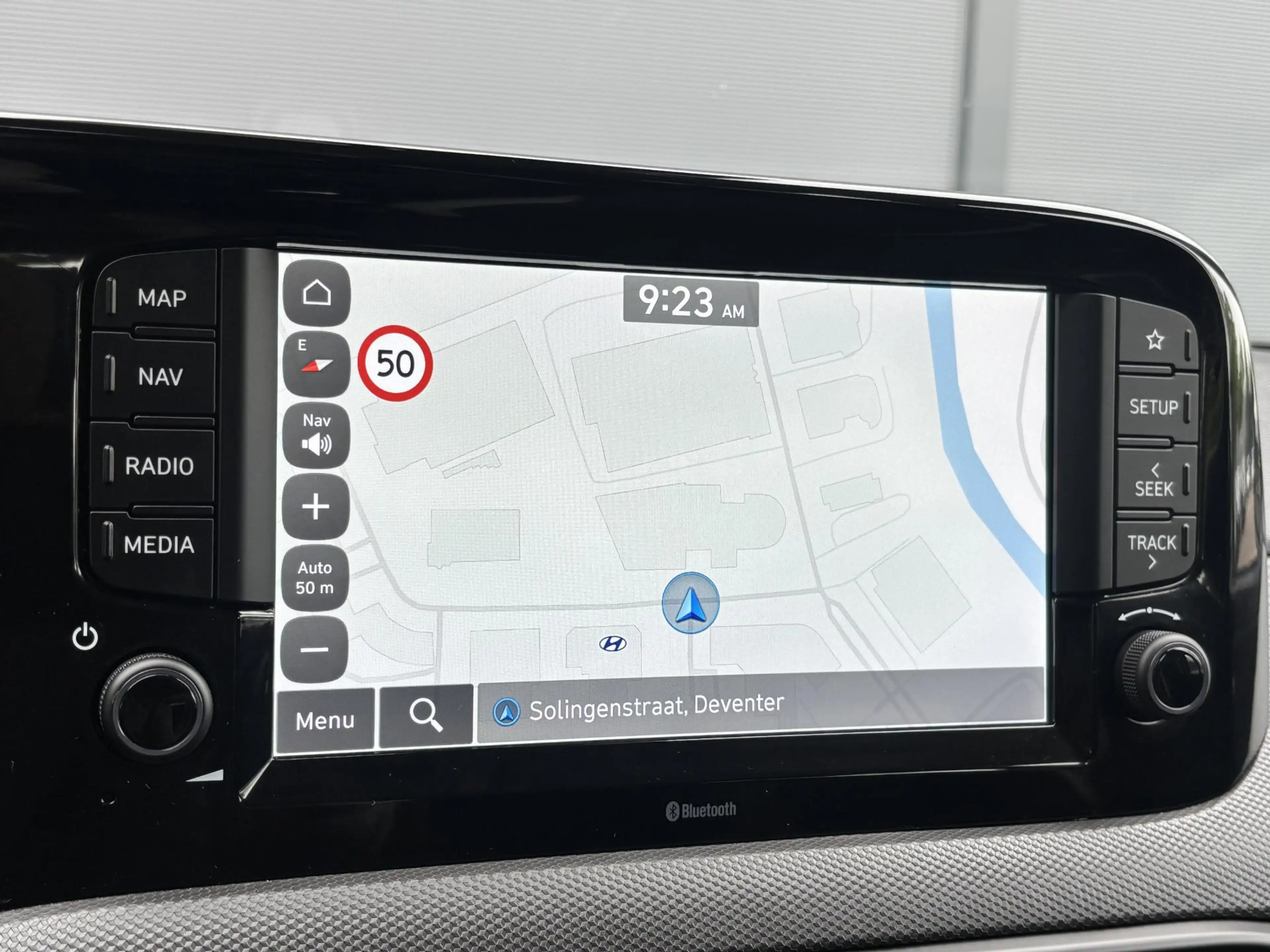 Hyundai i10 1.0 Comfort Smart / Dealer onderhouden / Navigatie — photo 11