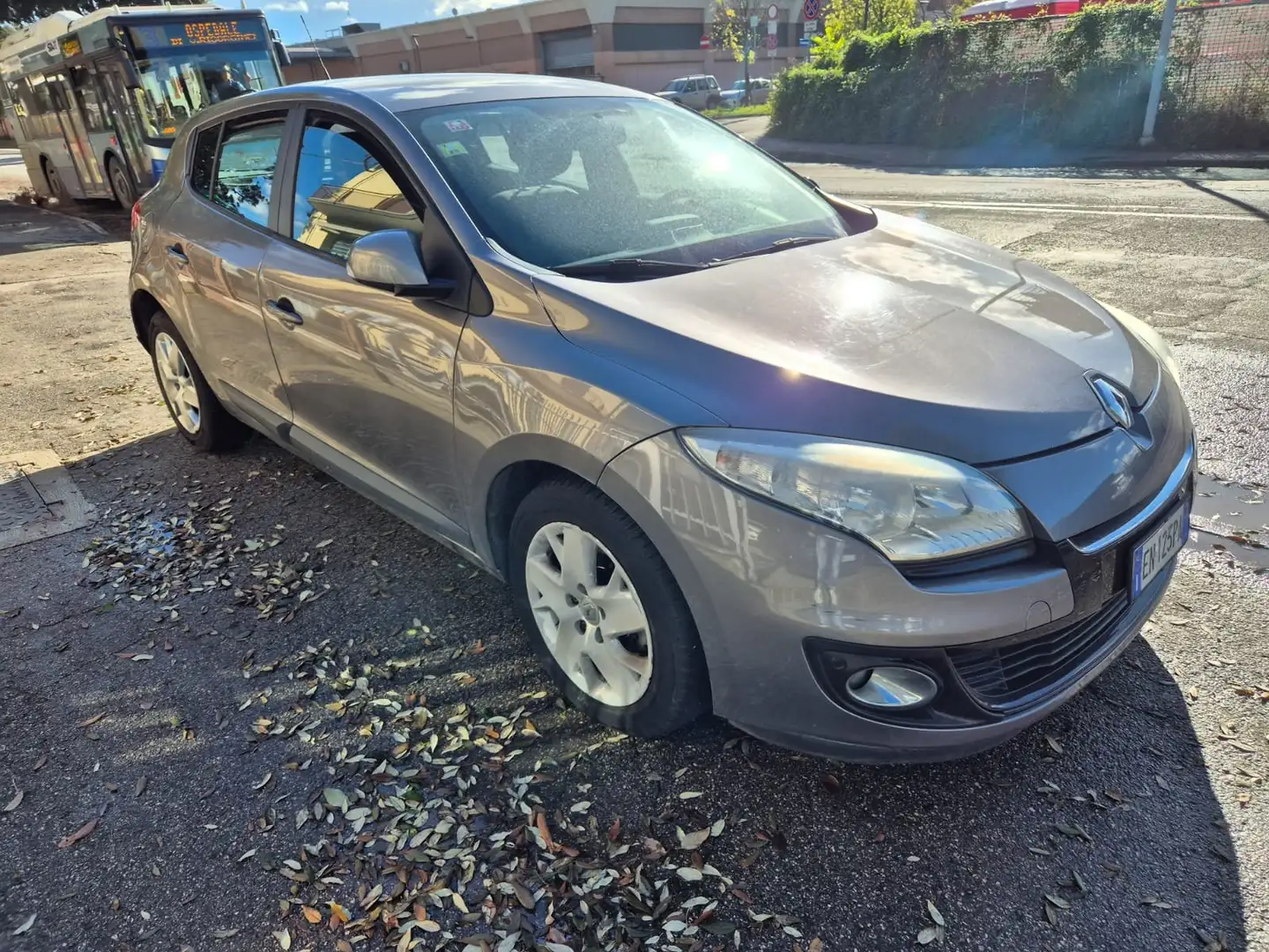 Renault Megane Megane 1.5 dci Luxe TomTom 110cv Grigio - 2