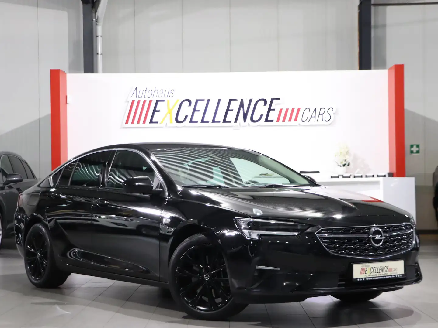 Opel Insignia B 2.0 CDTI BUSINESS GRAND-SPORT GS Schwarz - 1