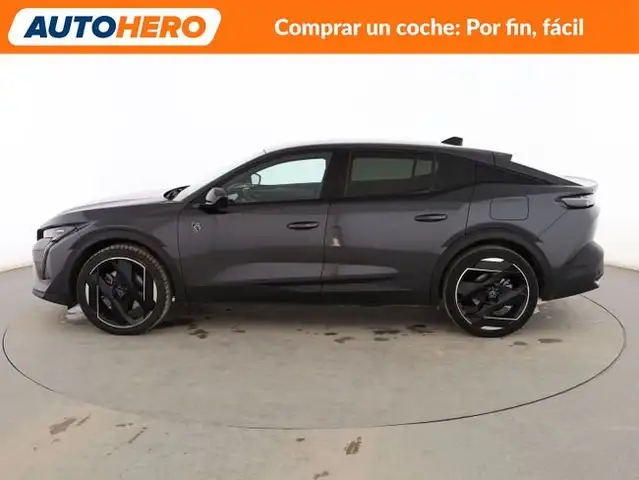 Peugeot 408 view 3