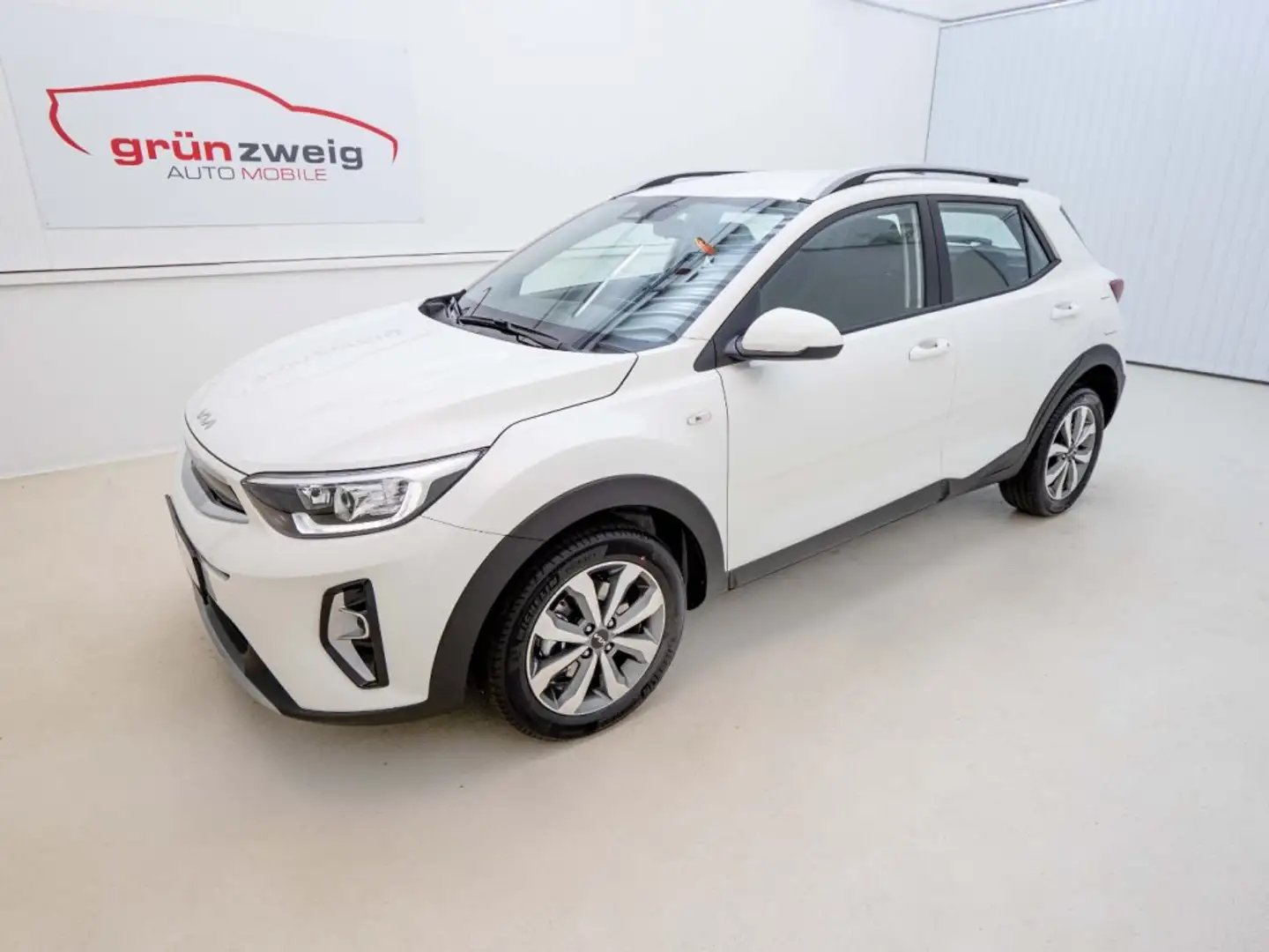 Kia Stonic /SILBER/1.0 TGDI/DCT7/100 Blanco - 1