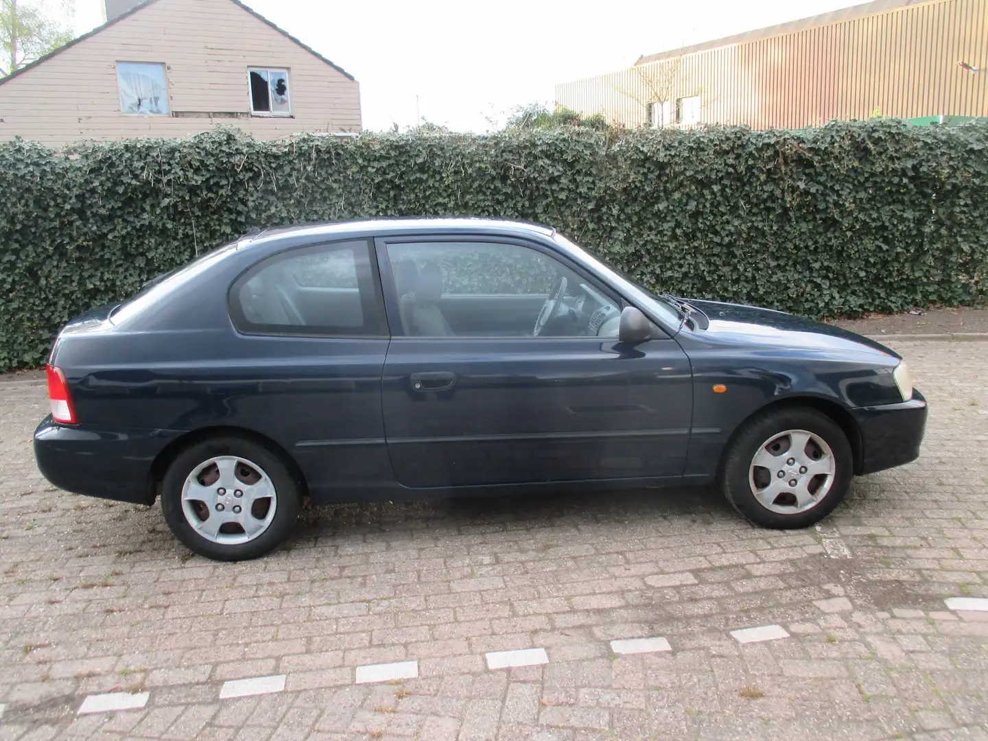 Hyundai ACCENT 1.3i LS VERKOCHT, VERKOCHT Blau - 2