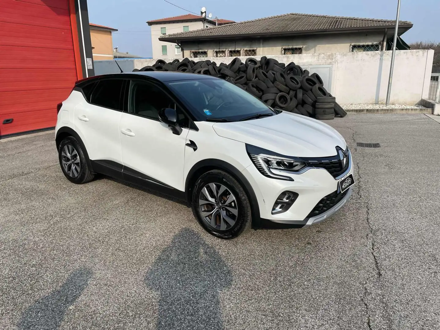 Renault Captur TCe 90 CV Intens OK NEOPATENTATI - IVA ESPOSTA Bianco - 1