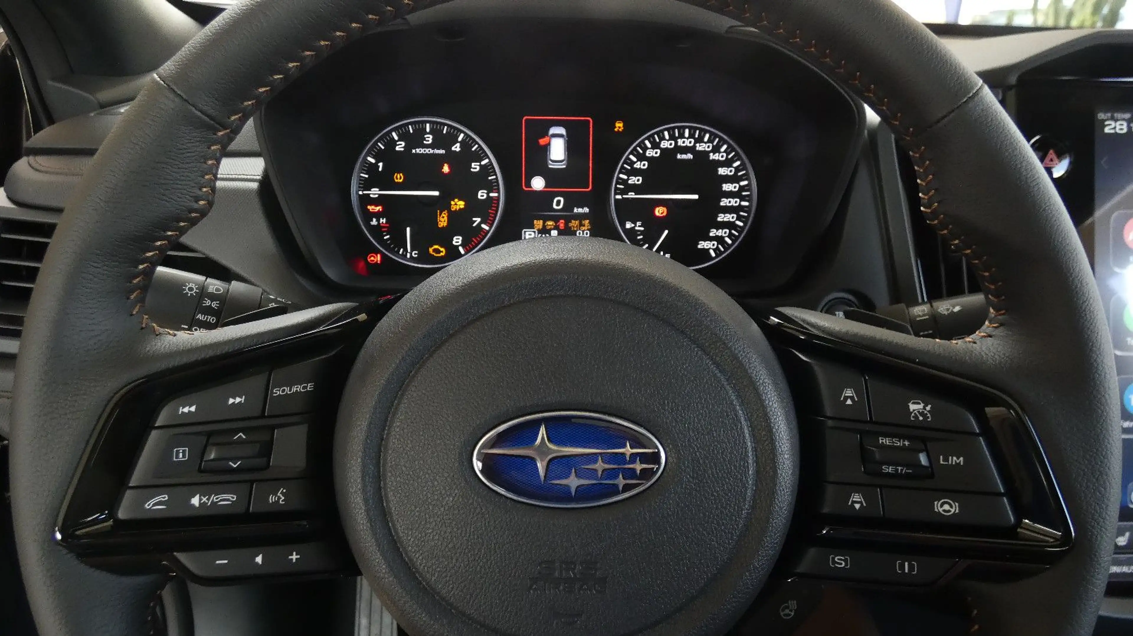 Subaru Forester 2.0 ie  AWD Platinum — photo 12