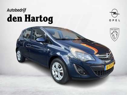 Opel Corsa 1.4-16V Design Edition 100% Automaat/Cruis control