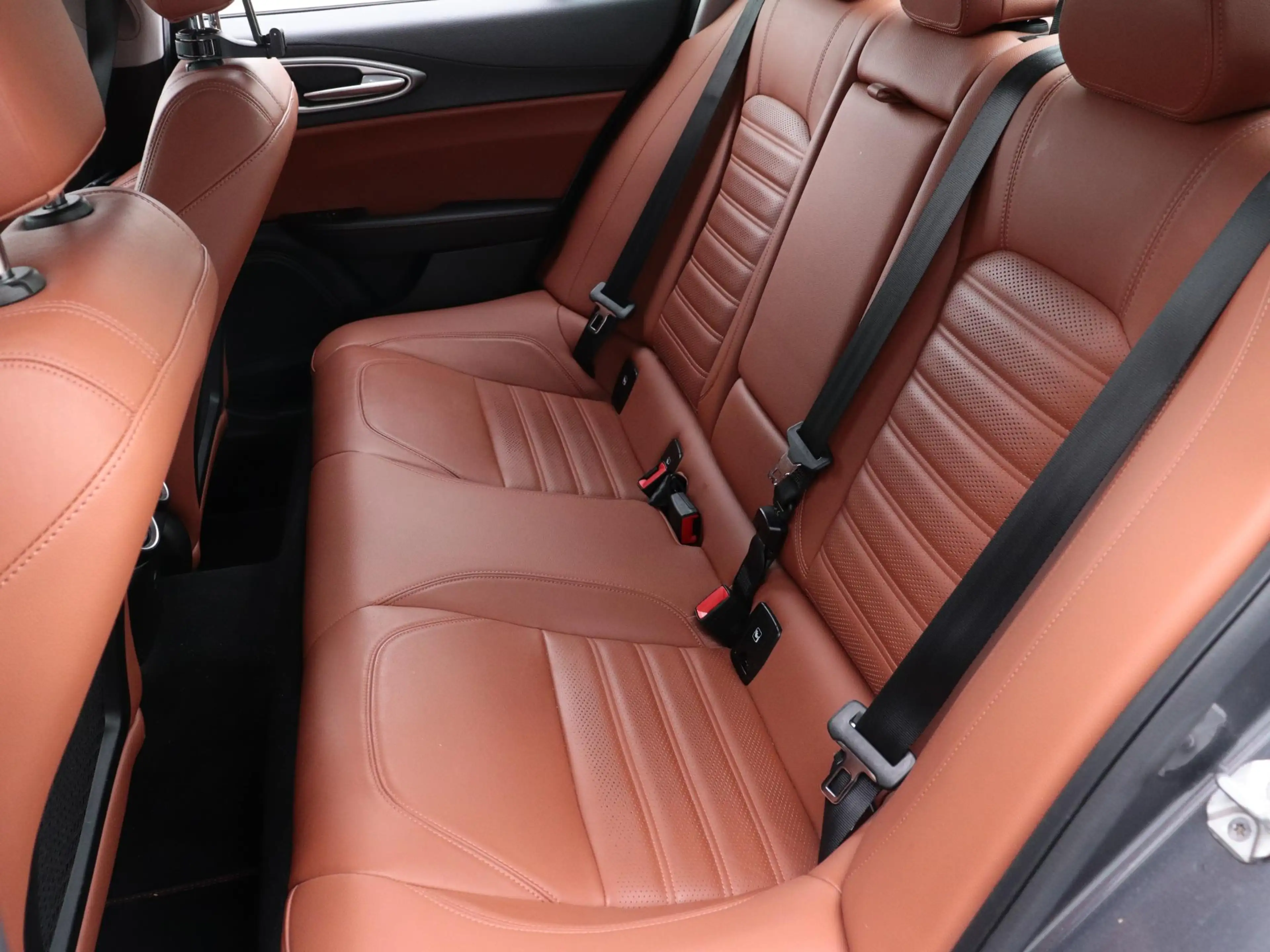 Alfa Romeo Giulia 2.0T Super | Bruin leder | Camera | Elektrische st — photo 9