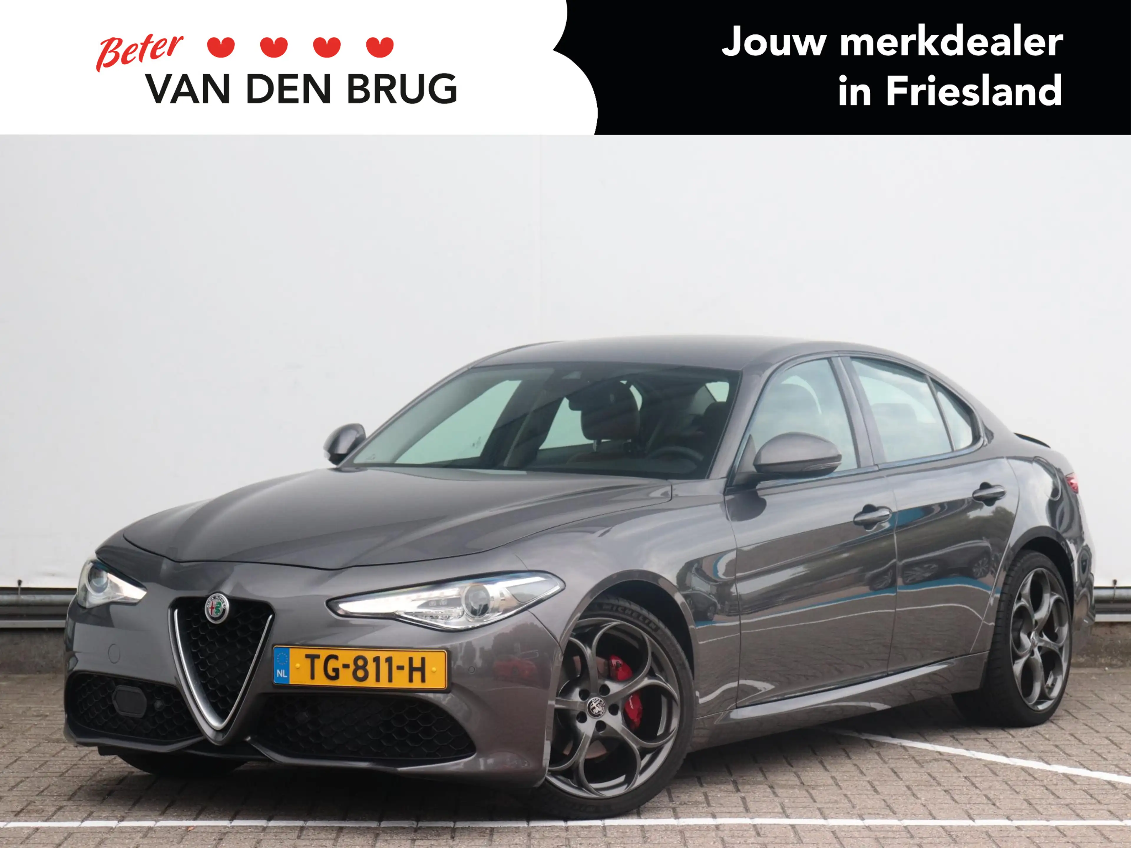 Alfa Romeo Giulia 2.0T Super | Bruin leder | Camera | Elektrische st