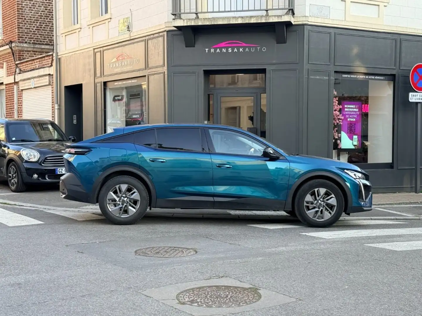 Peugeot 408 130 ch SS EAT8 Allure / CARPLAY / VIRTUAL COCKPIT / CAMÉRA DE RECUL Blau - 2