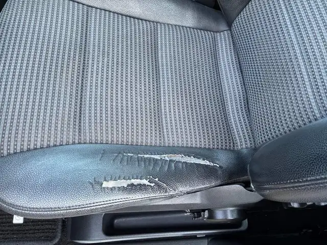 Mercedes-Benz A view 14