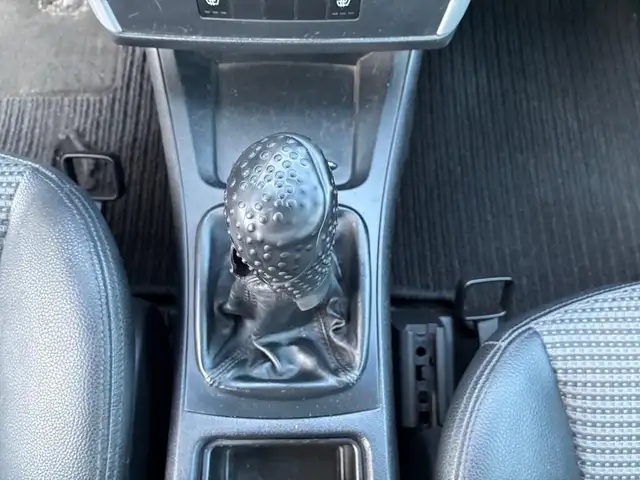 Mercedes-Benz A view 11