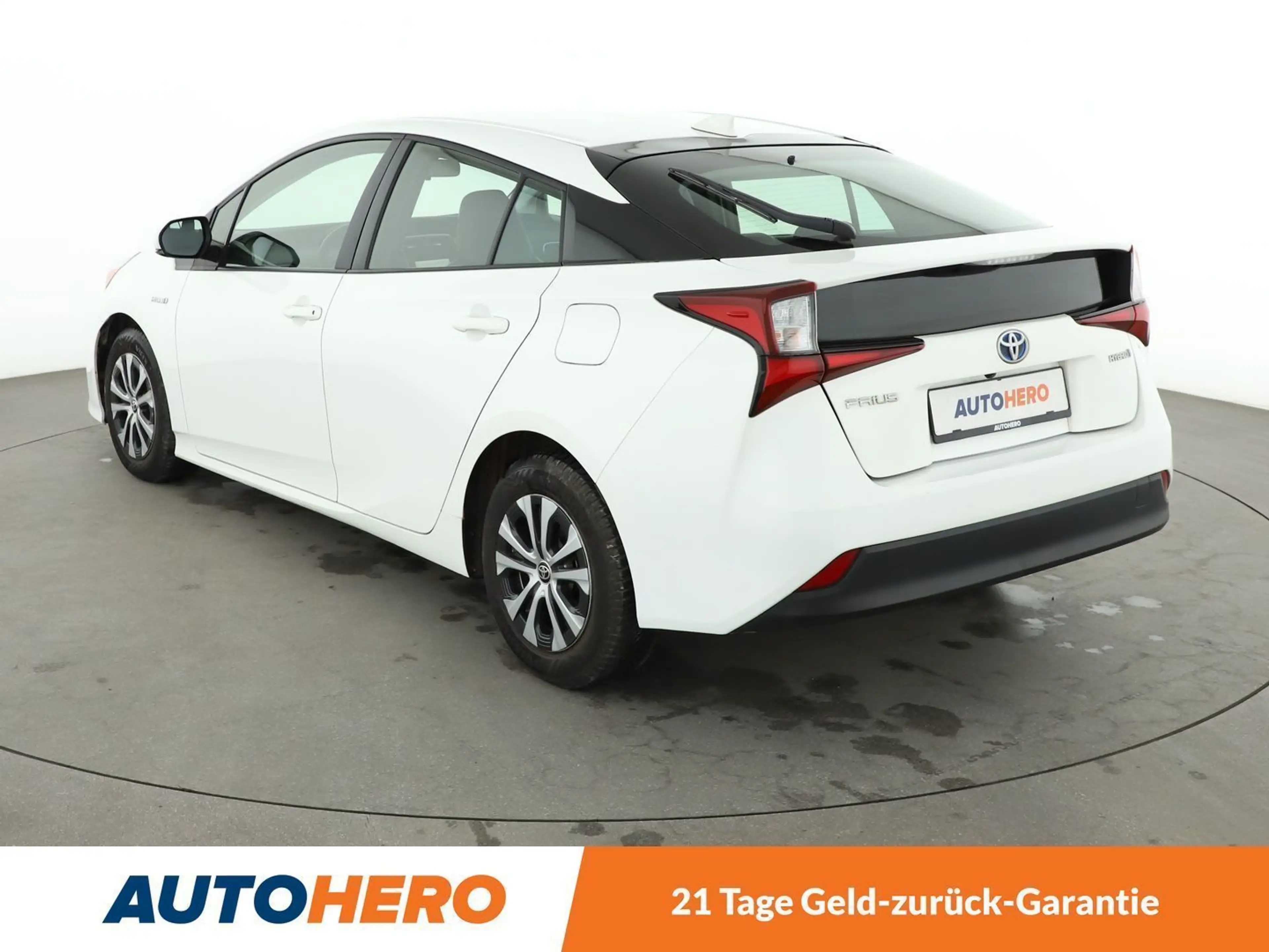Toyota Prius 1.8 Executive *NAVI*LIM*ACC* — photo 4