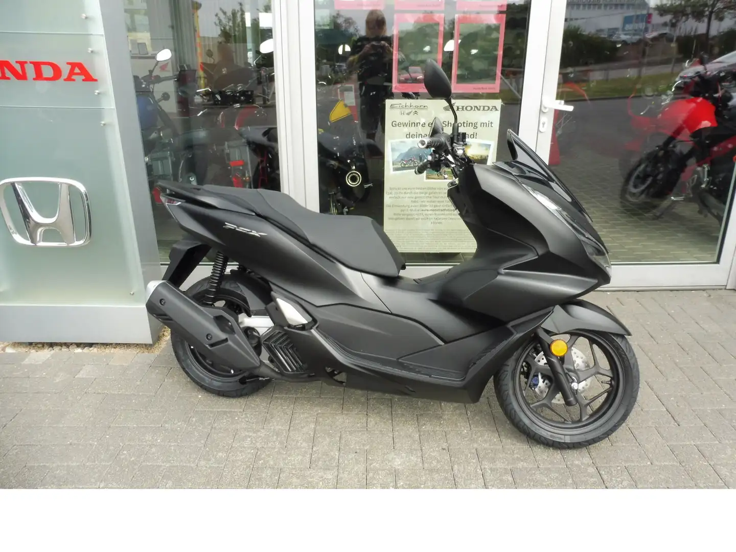 Honda PCX 125 PCX 125 LED+ABS VERFÜGBAR !!!AKTION!!! Schwarz - 2