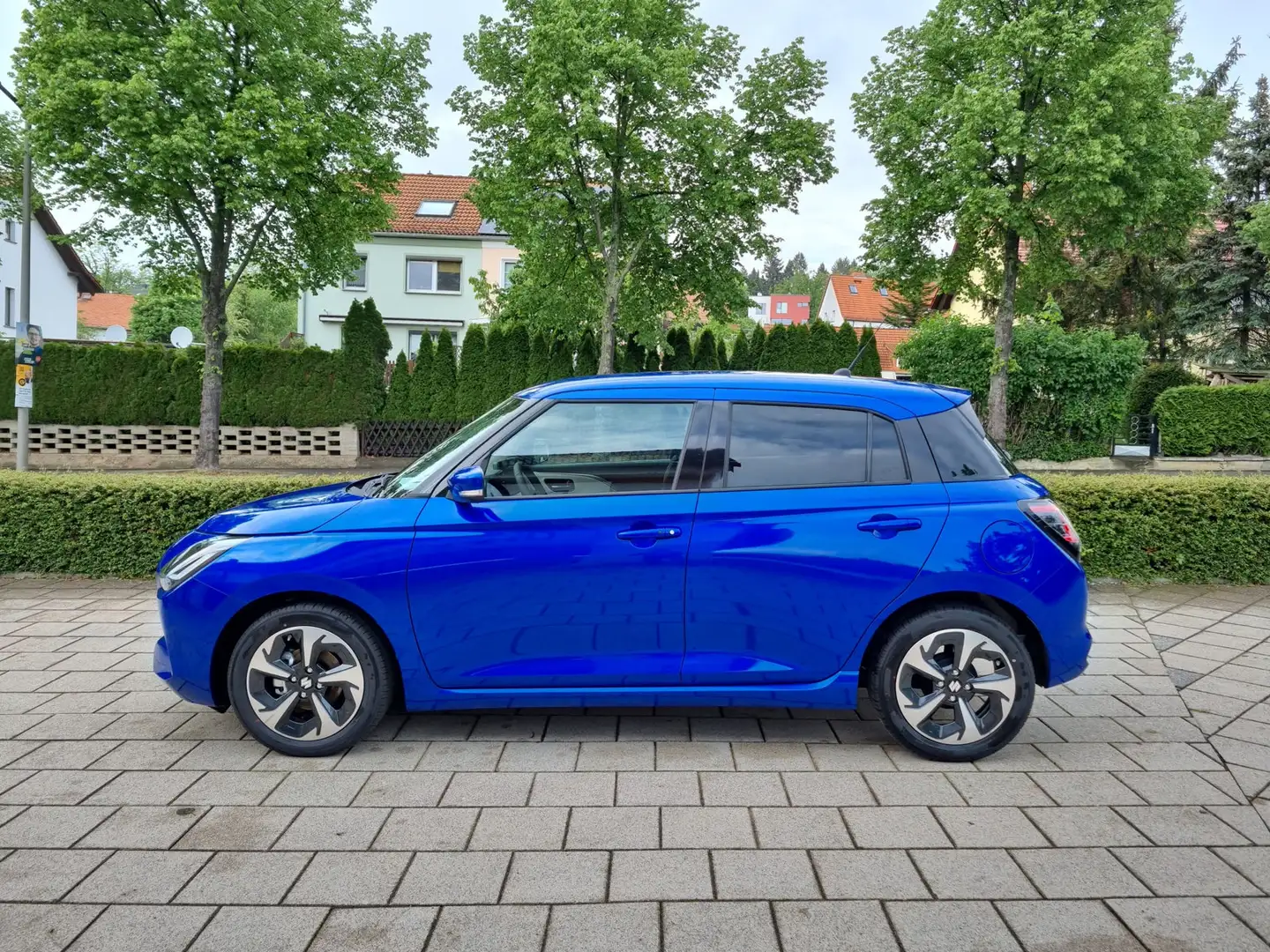 Suzuki Swift Comfort+ NEUwagen *AUTOMATIK* Blau - 2