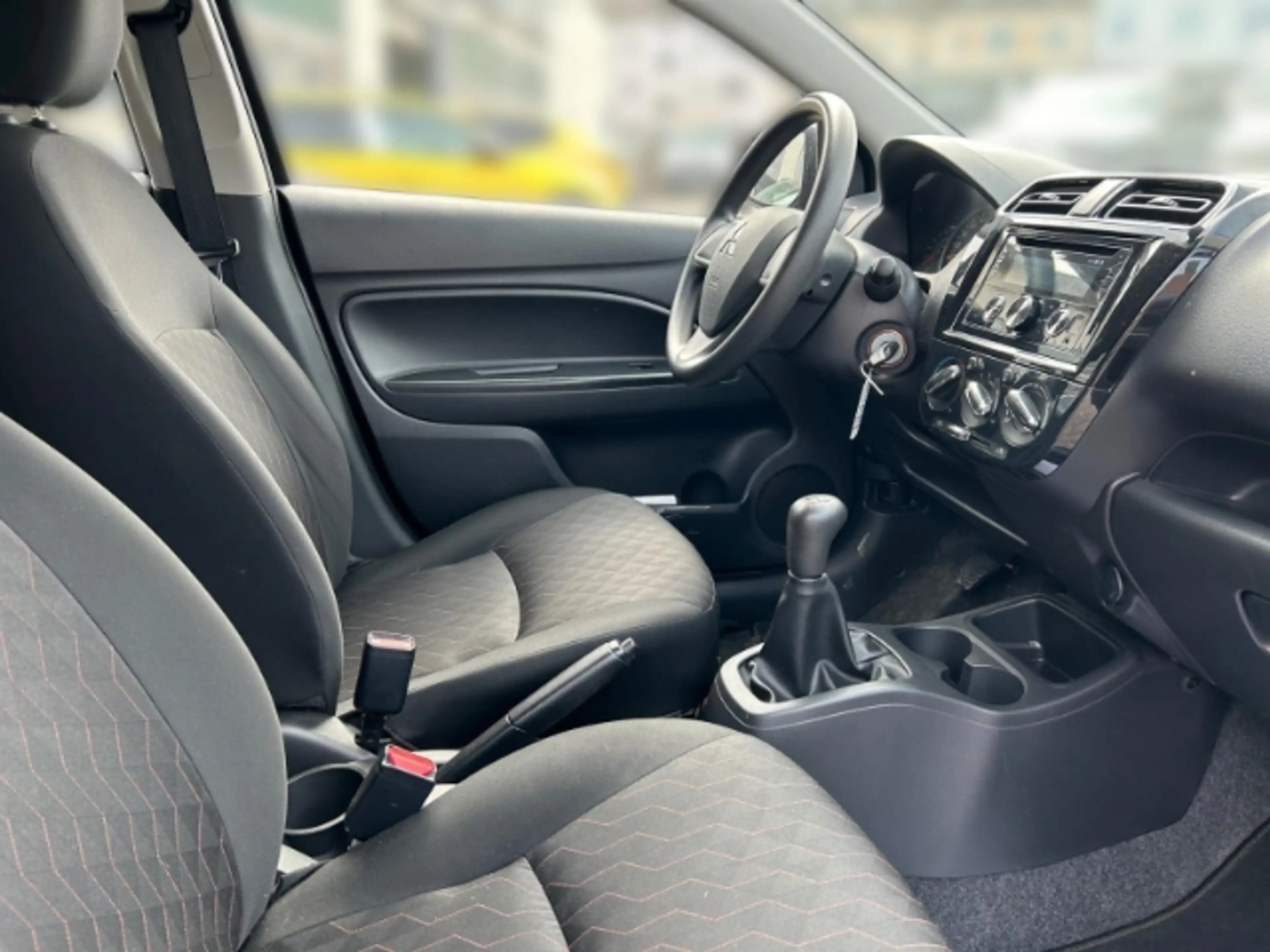 Mitsubishi Space Star 1.2 Spirit Blackline Klima DAB Notbremsass. Tel.-V — photo 14