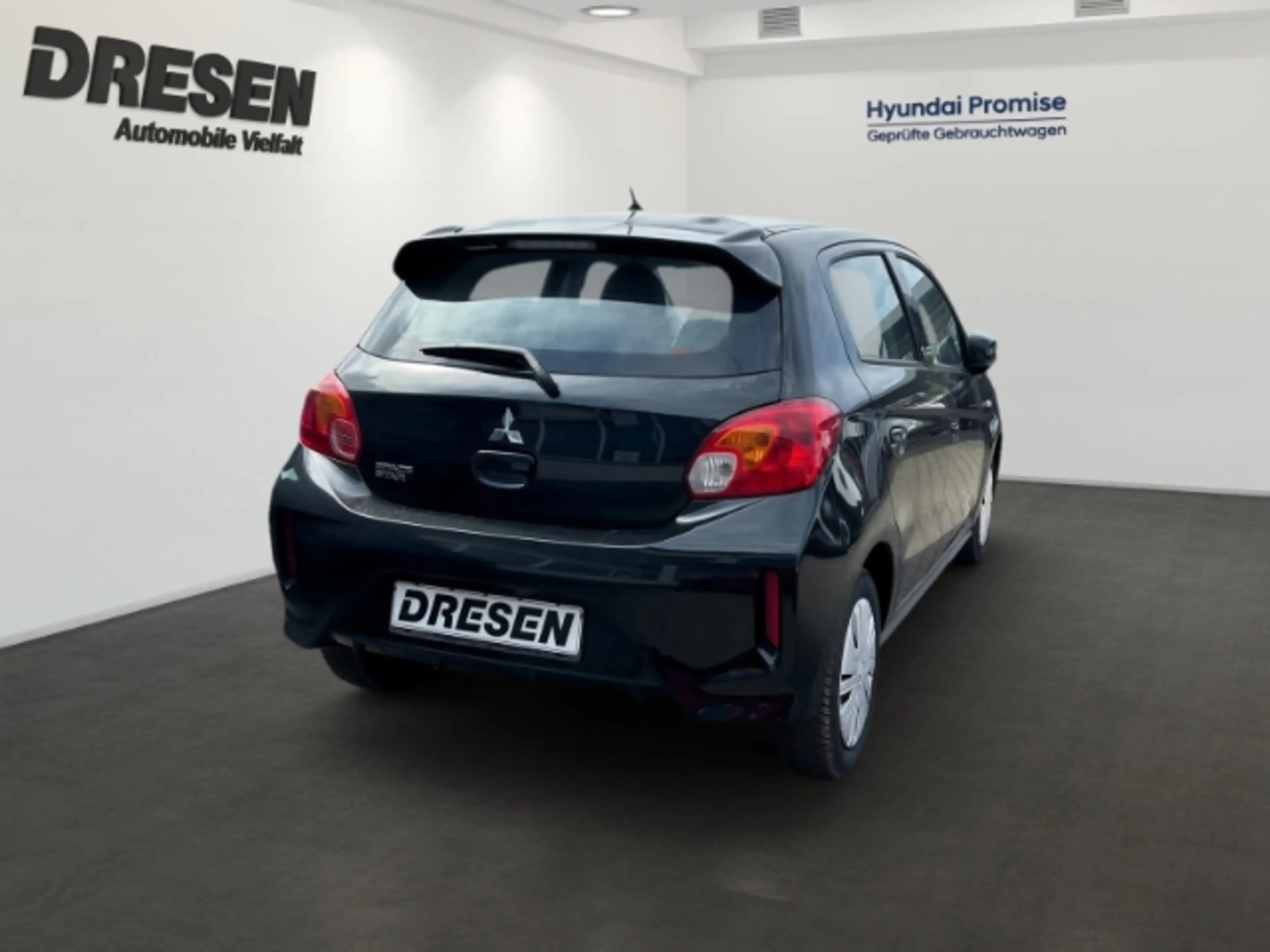 Mitsubishi Space Star 1.2 Spirit Blackline Klima DAB Notbremsass. Tel.-V — photo 3