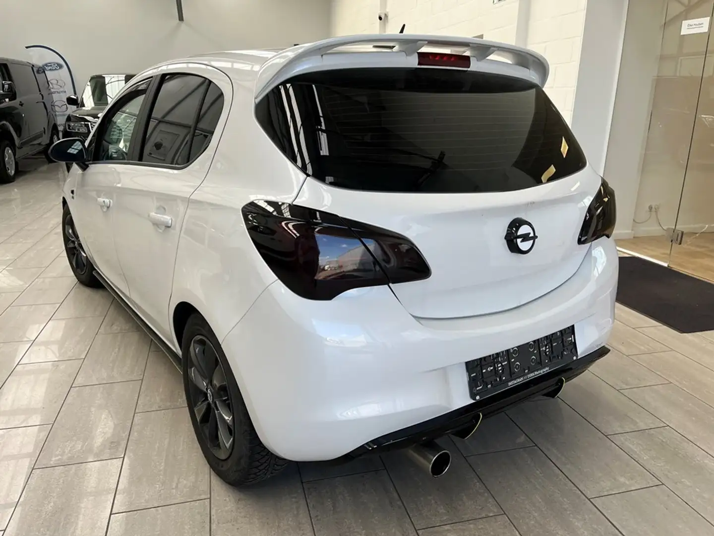 Opel Corsa Enjoy Blanc - 2
