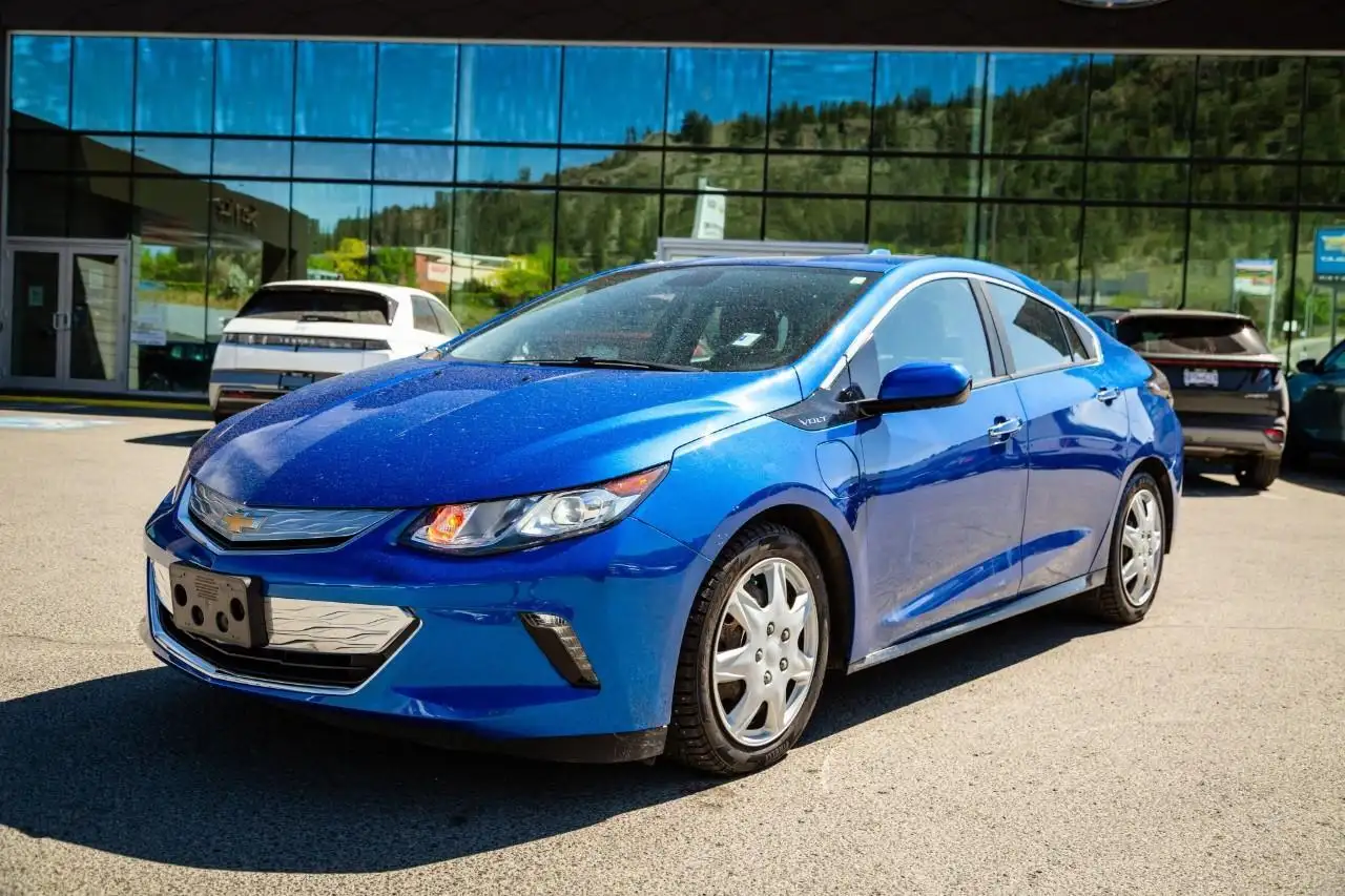 Chevrolet Volt снимка Chevrolet Volt