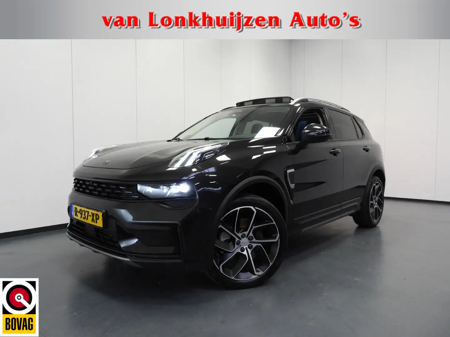 Lynk & Co 01 1.5 PHEV BlackLine NAVI/360CAM/SCHUIFDAK/LED/20"LM Schwarz - 1