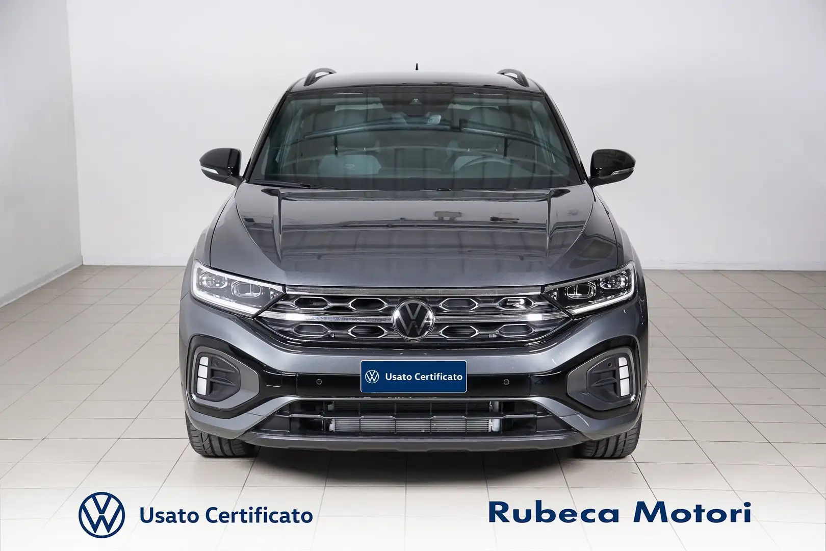 Volkswagen T-Roc 1.0 TSI R-Line Plus 115CV Gris - 2