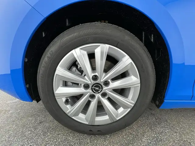 Opel Astra view 10