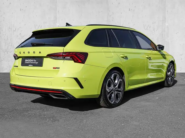 Skoda Octavia view 4