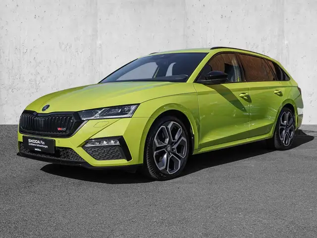 Skoda Octavia view 2