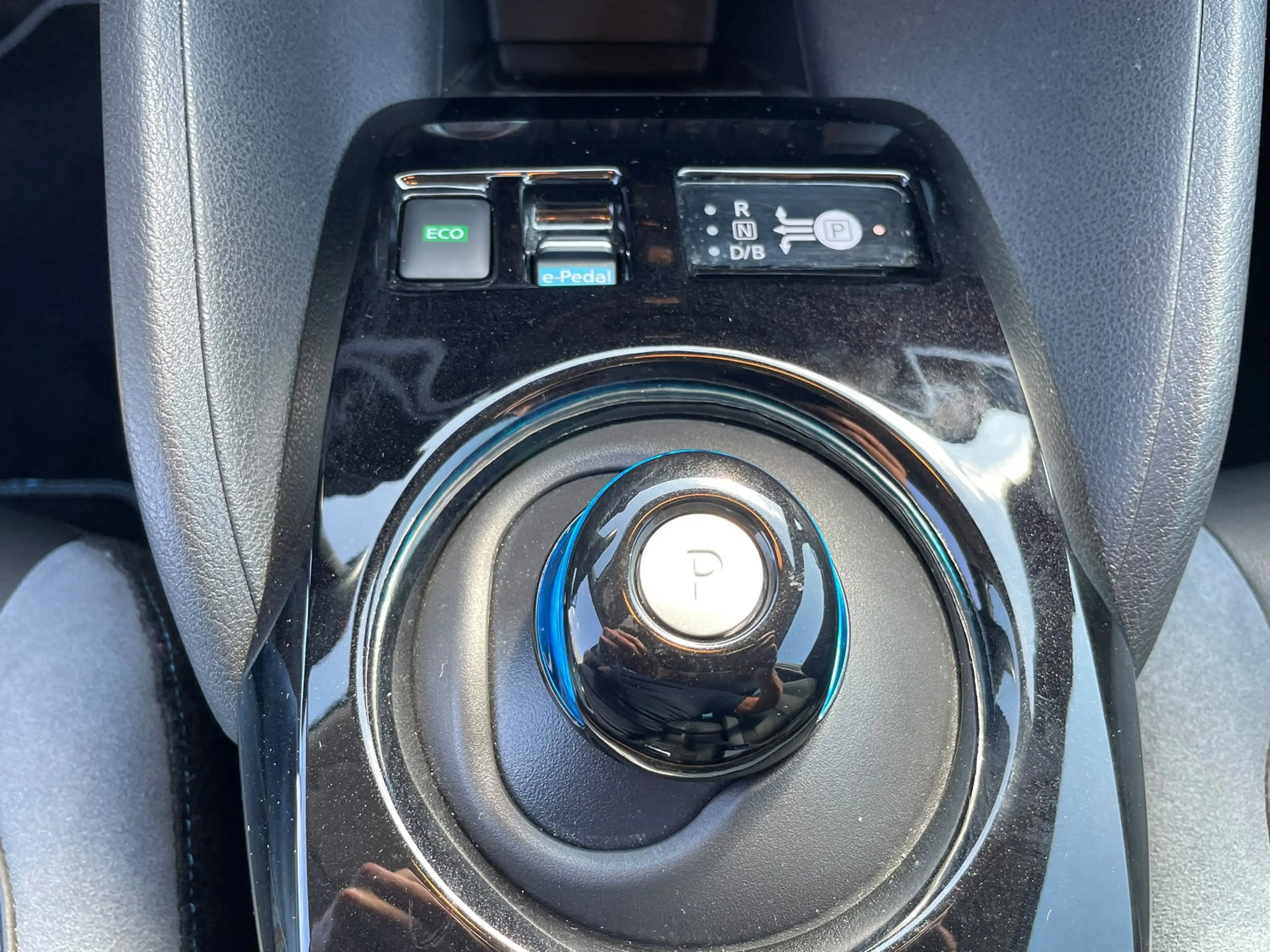 Nissan Leaf E+ Tekna 59 kWh, Nieuwstaat, UNIEKE KLEUR, Full Op — photo 23