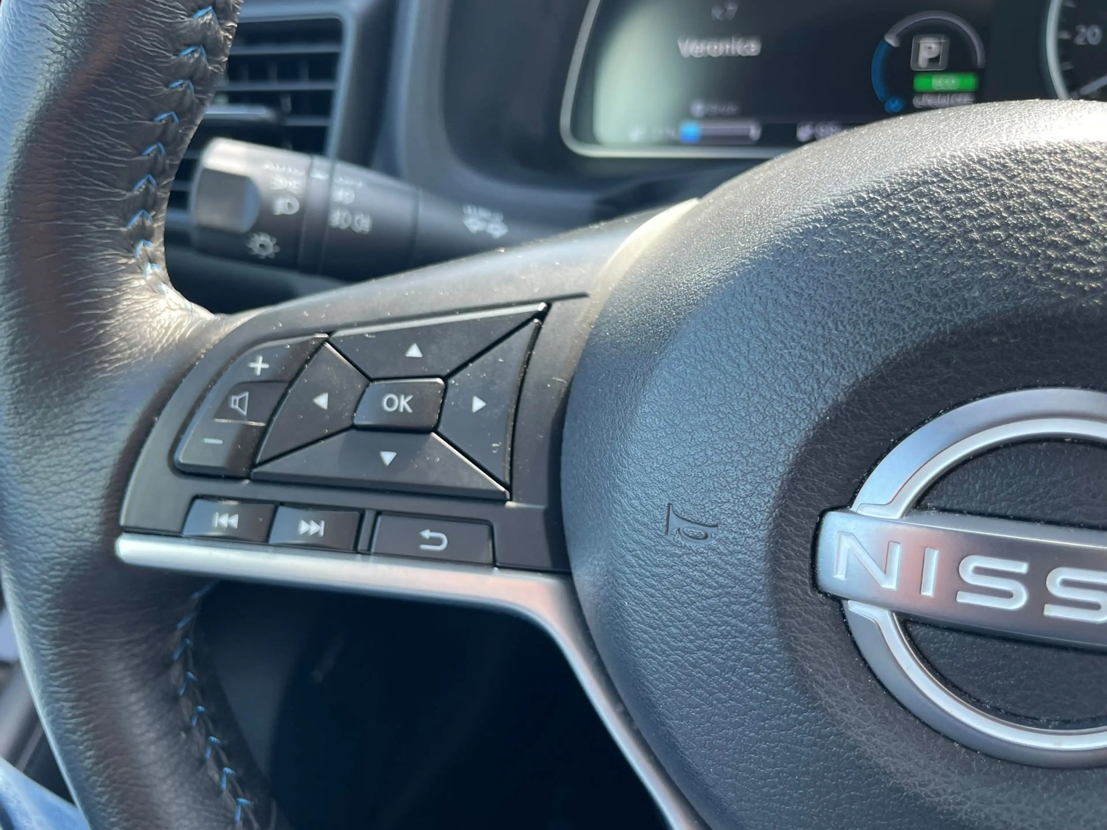 Nissan Leaf E+ Tekna 59 kWh, Nieuwstaat, UNIEKE KLEUR, Full Op — photo 24