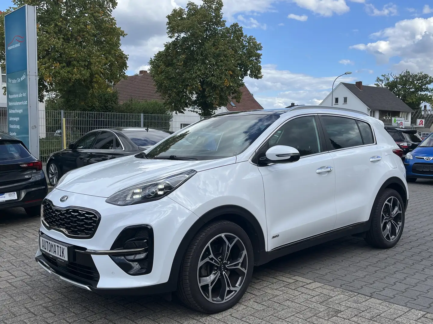 Kia Sportage 2.0 CRDi GT Line 4WD LED*PANO*NAVI*ACC Weiß - 1