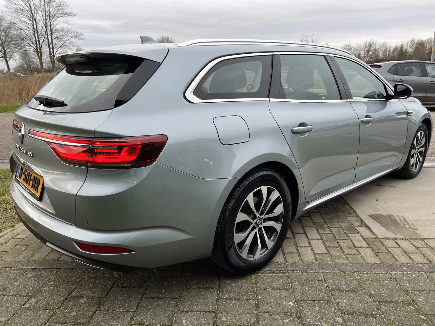 Renault Talisman Estate 1.3 TCe 160 PK Business / Dealer onderhoude Grijs - 2
