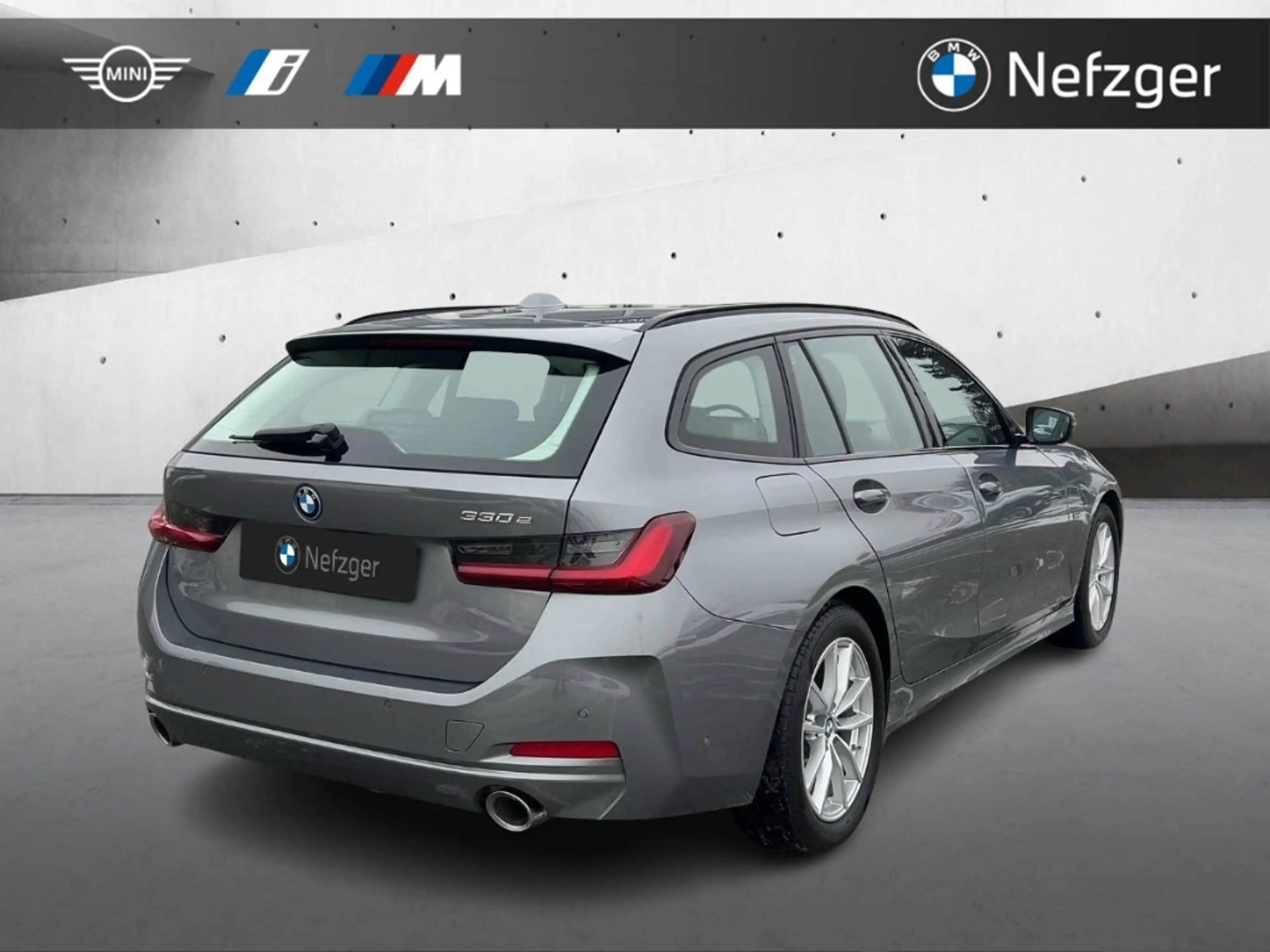 BMW 330 e Touring Park-Assistent AHK LED HiFi — photo 5