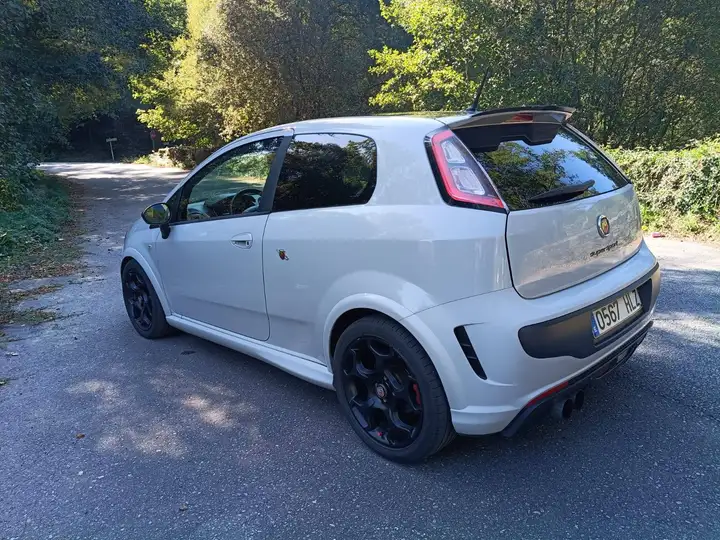 Abarth Punto 1.4 Multiair Supersport 2012, foto 3